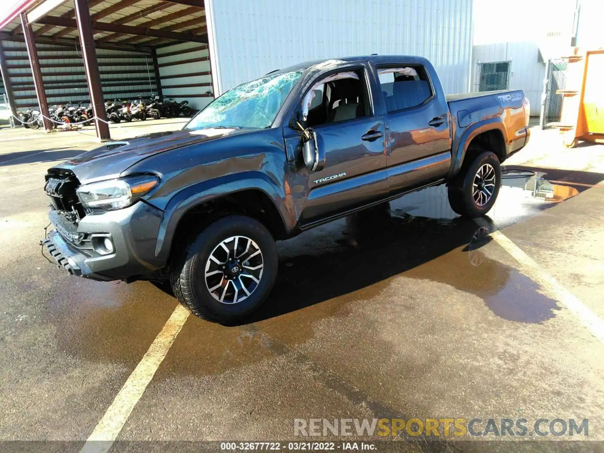 2 Photograph of a damaged car 3TYCZ5AN7MT035278 TOYOTA TACOMA 4WD 2021