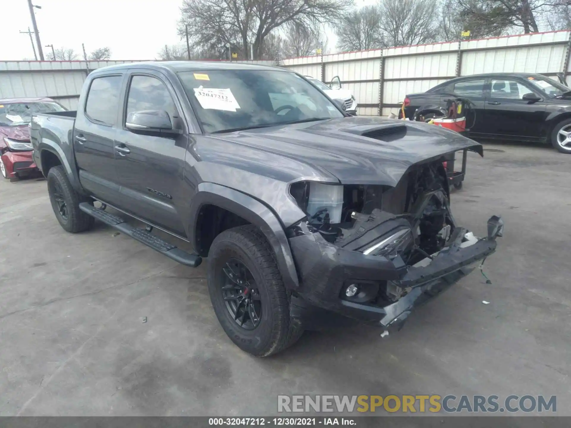 1 Photograph of a damaged car 3TYCZ5AN8MT009773 TOYOTA TACOMA 4WD 2021