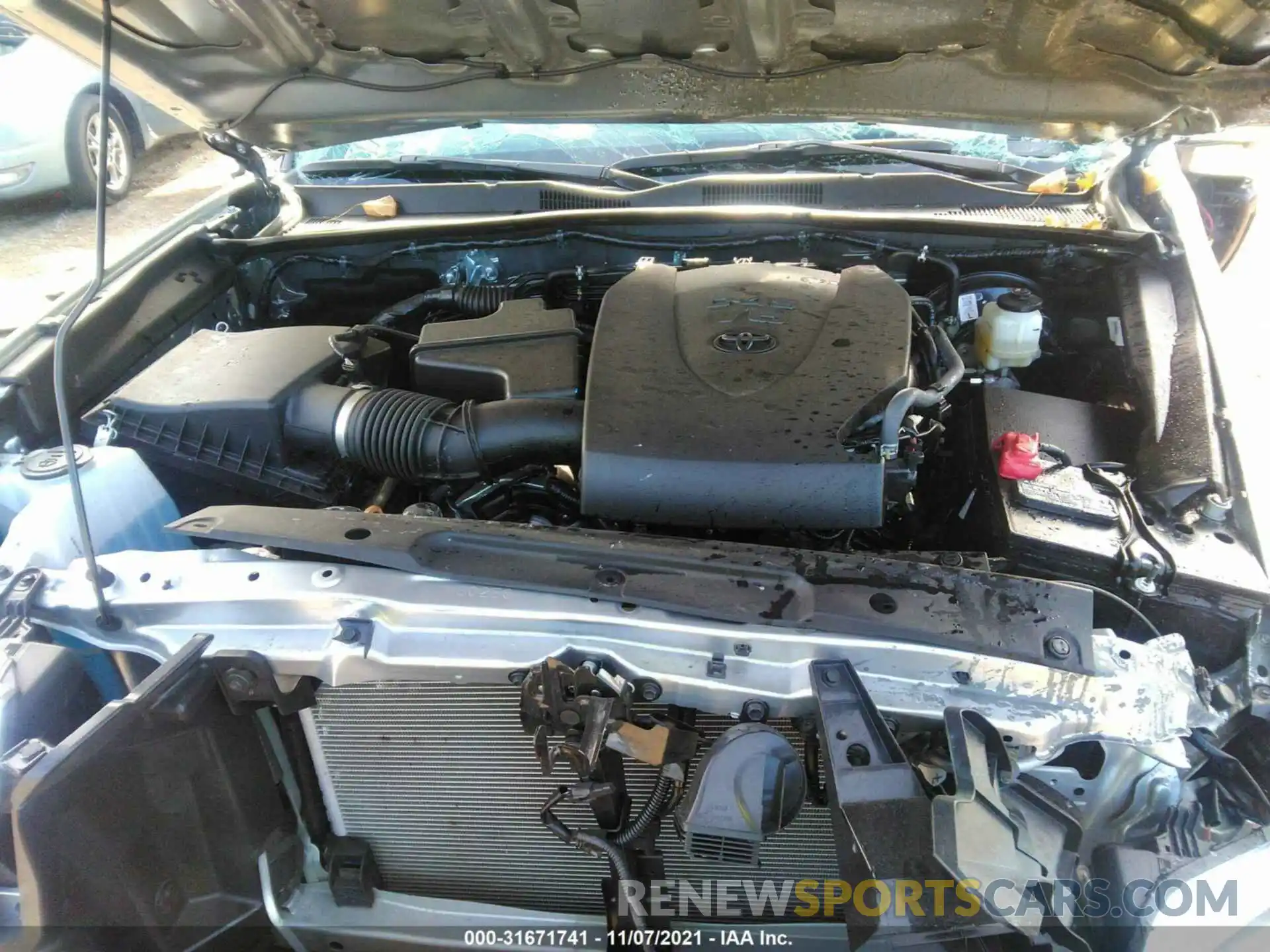 10 Photograph of a damaged car 3TYCZ5AN8MT022457 TOYOTA TACOMA 4WD 2021