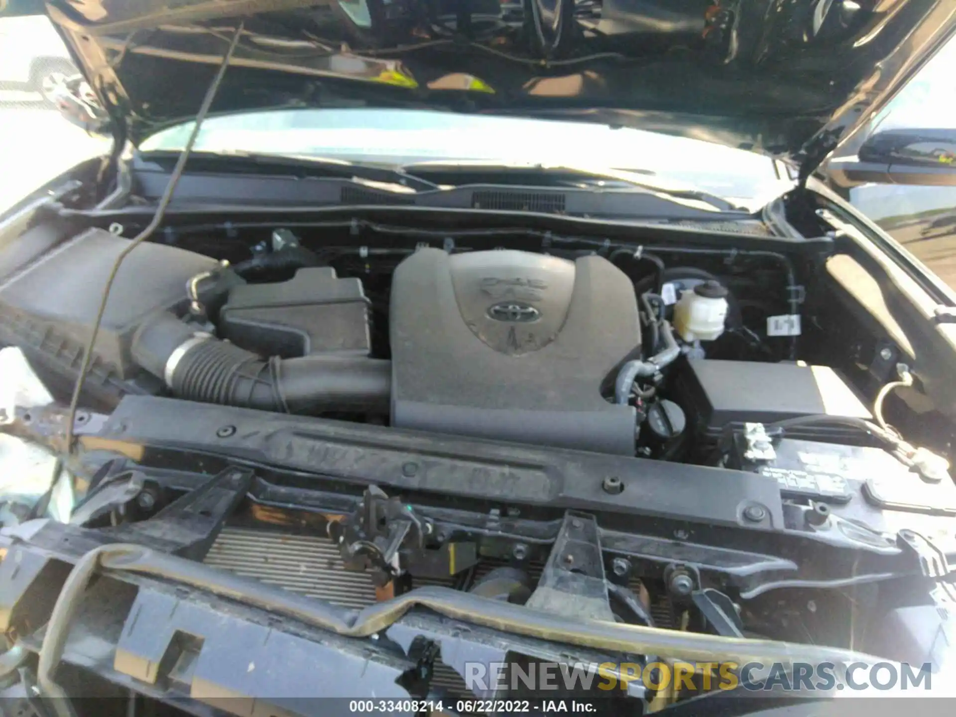 10 Photograph of a damaged car 3TYCZ5AN8MT024970 TOYOTA TACOMA 4WD 2021