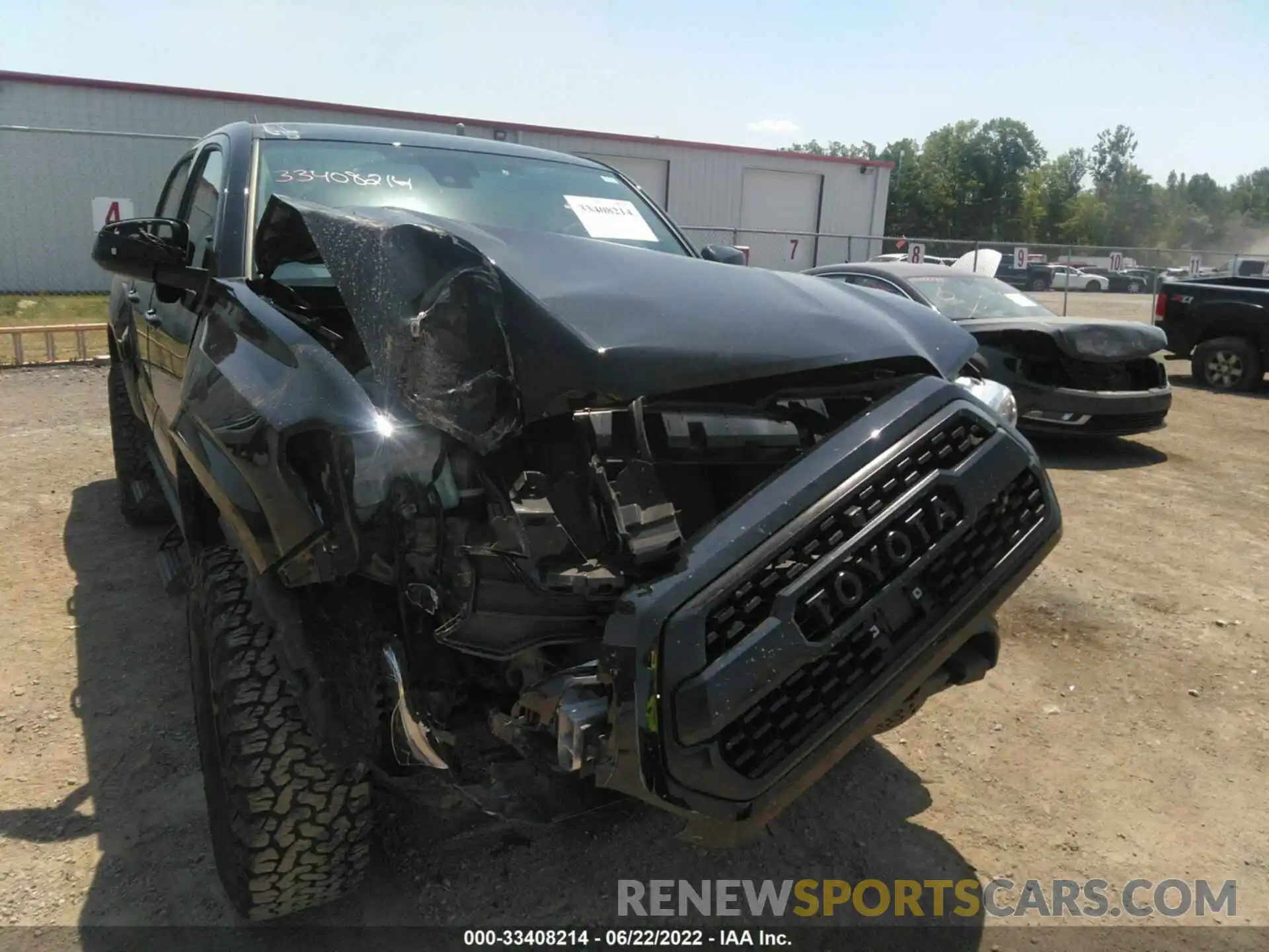 6 Photograph of a damaged car 3TYCZ5AN8MT024970 TOYOTA TACOMA 4WD 2021