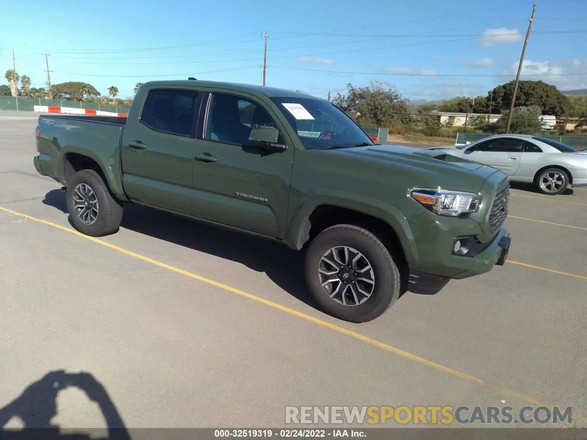 1 Photograph of a damaged car 3TYCZ5AN8MT036357 TOYOTA TACOMA 4WD 2021