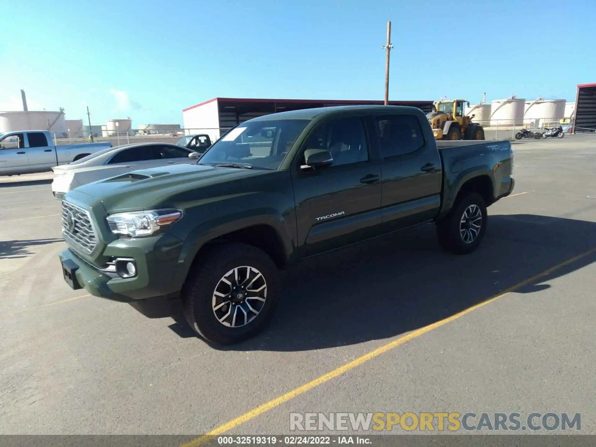 2 Photograph of a damaged car 3TYCZ5AN8MT036357 TOYOTA TACOMA 4WD 2021