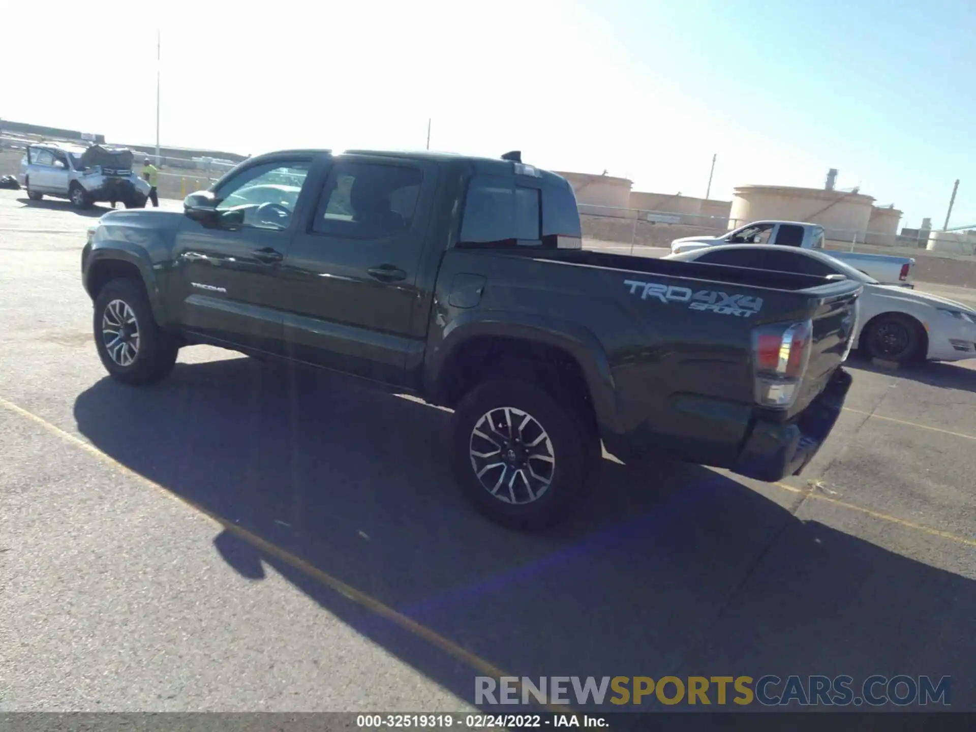 3 Photograph of a damaged car 3TYCZ5AN8MT036357 TOYOTA TACOMA 4WD 2021