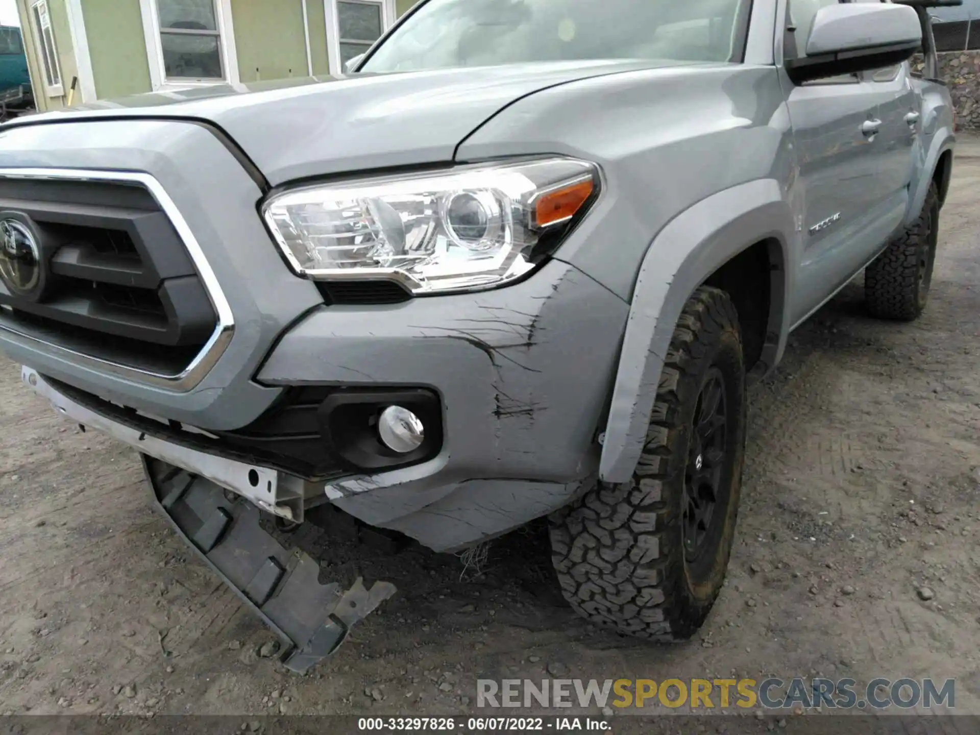 6 Photograph of a damaged car 3TYCZ5ANXMT016269 TOYOTA TACOMA 4WD 2021