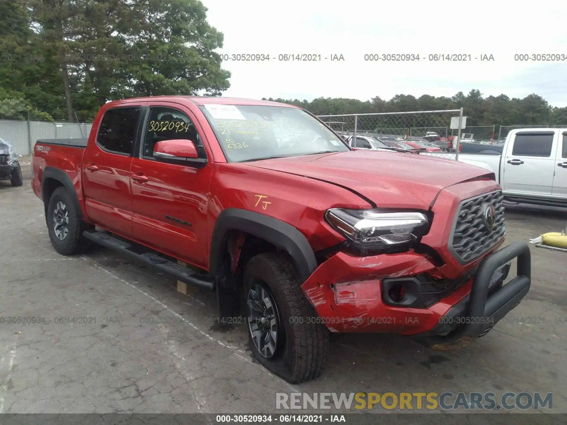 1 Photograph of a damaged car 3TYCZ5ANXMT023223 TOYOTA TACOMA 4WD 2021