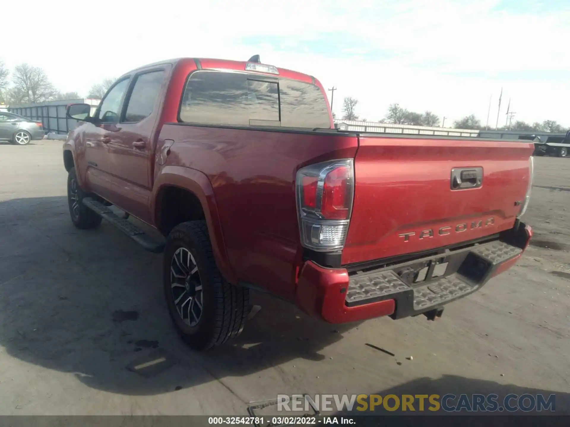 3 Photograph of a damaged car 3TYCZ5ANXMT042564 TOYOTA TACOMA 4WD 2021