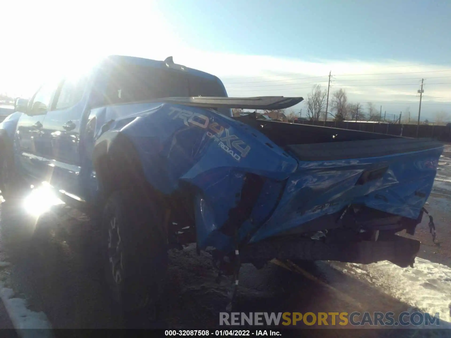 3 Photograph of a damaged car 3TYDZ5BN0MT004232 TOYOTA TACOMA 4WD 2021