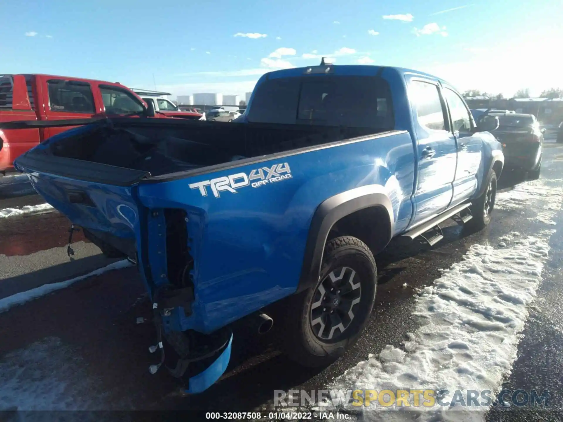 4 Фотография поврежденного автомобиля 3TYDZ5BN0MT004232 TOYOTA TACOMA 4WD 2021