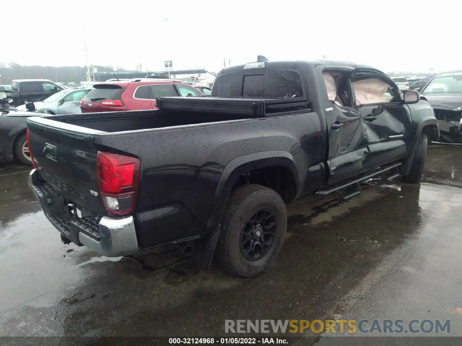 4 Photograph of a damaged car 3TYDZ5BN1MT003915 TOYOTA TACOMA 4WD 2021