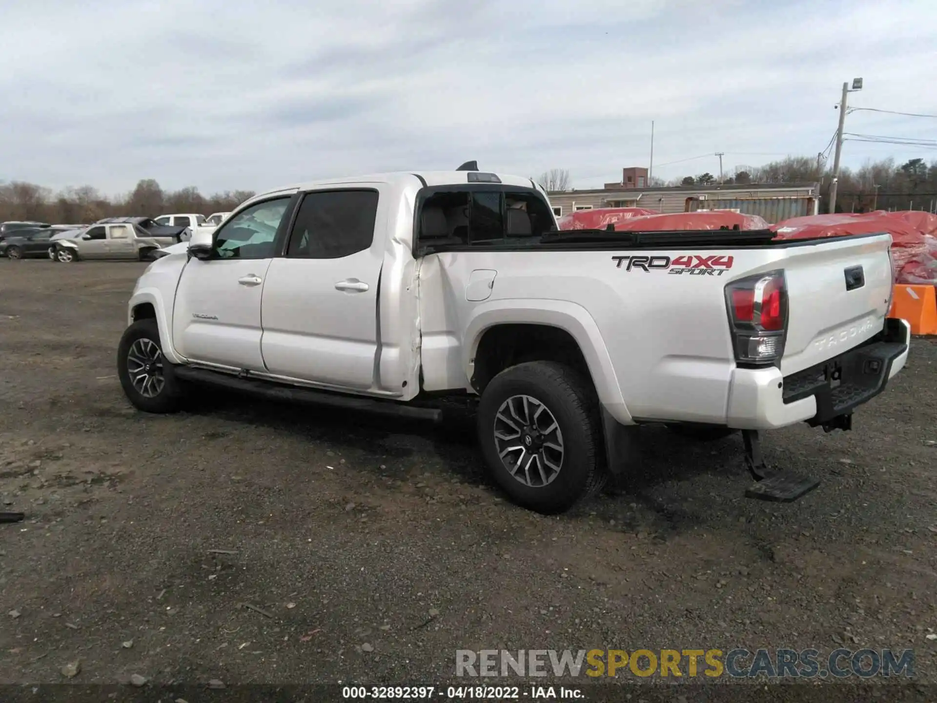 3 Photograph of a damaged car 3TYDZ5BN3MT001308 TOYOTA TACOMA 4WD 2021