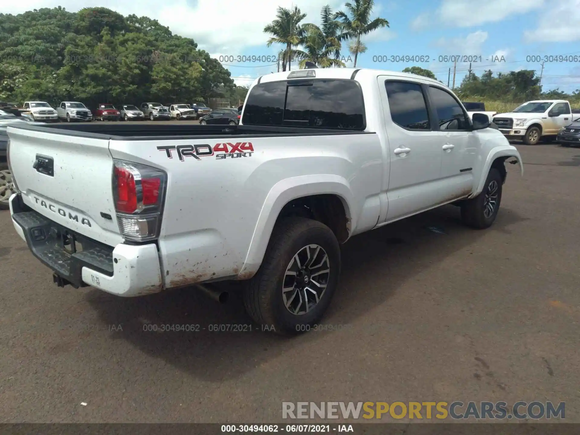 4 Фотография поврежденного автомобиля 3TYDZ5BN4MT001172 TOYOTA TACOMA 4WD 2021