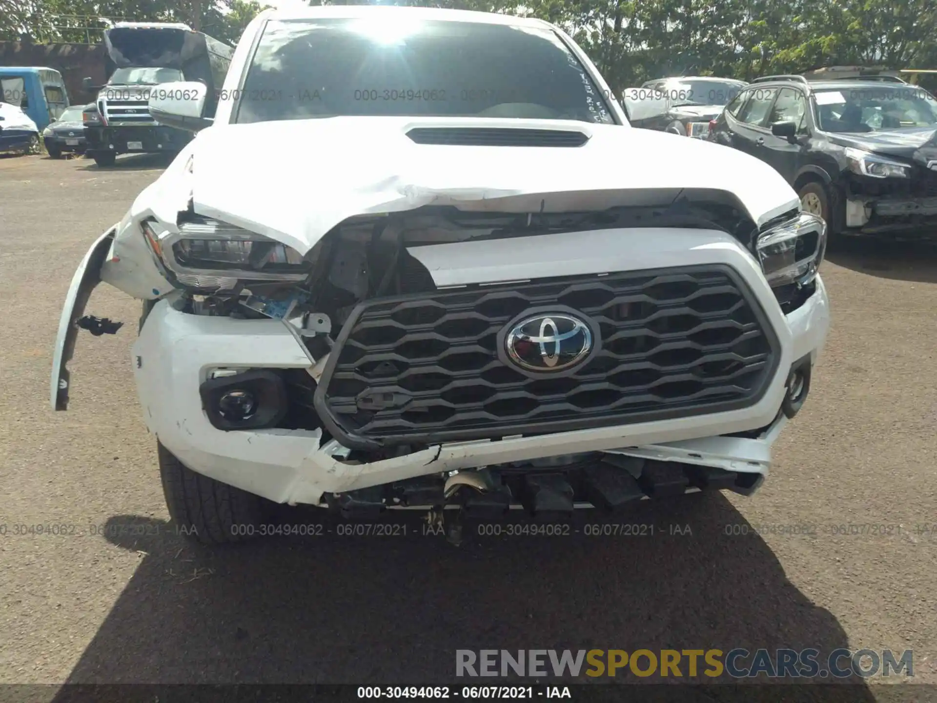 6 Photograph of a damaged car 3TYDZ5BN4MT001172 TOYOTA TACOMA 4WD 2021