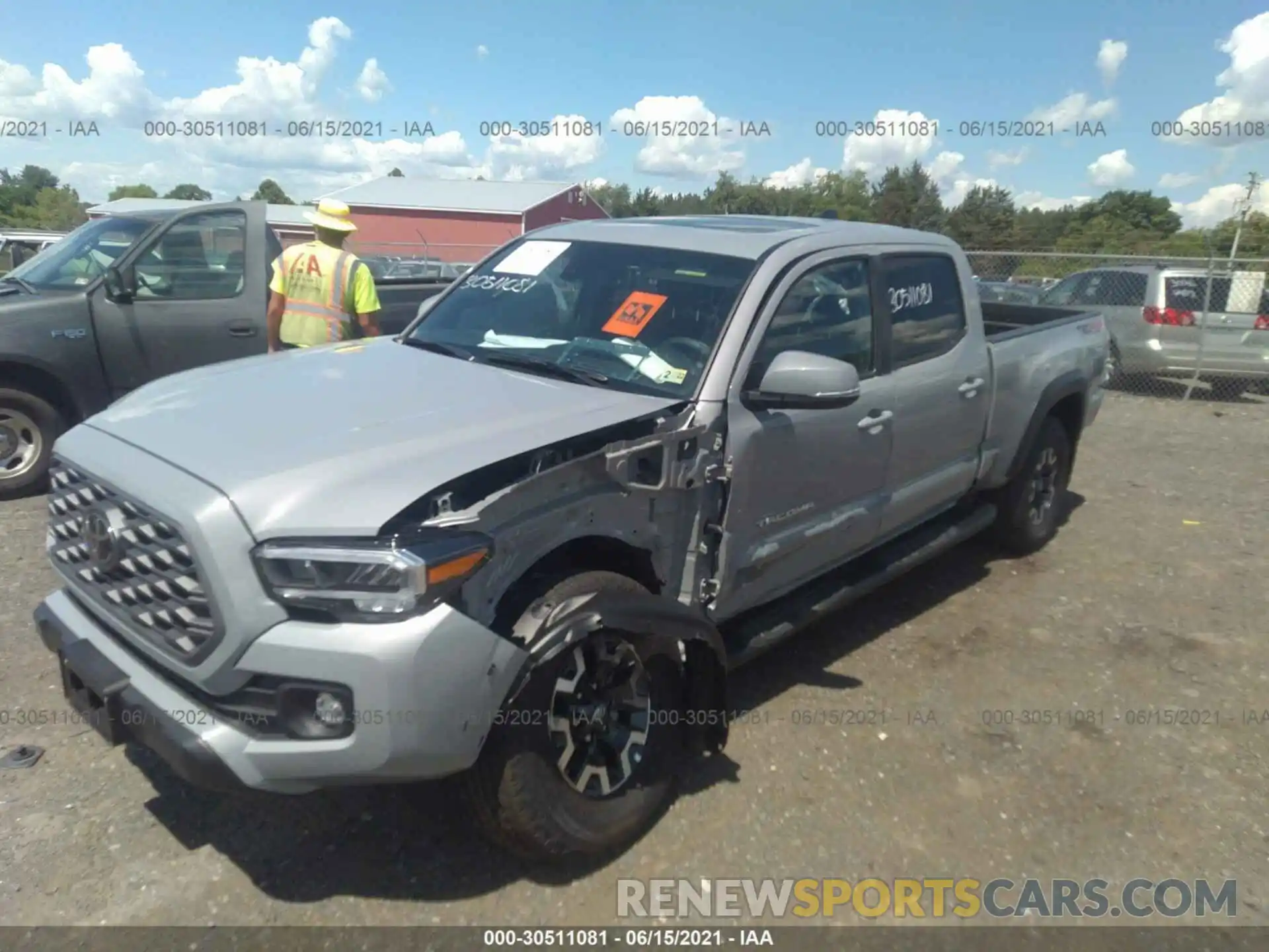 2 Photograph of a damaged car 3TYDZ5BN4MT001401 TOYOTA TACOMA 4WD 2021