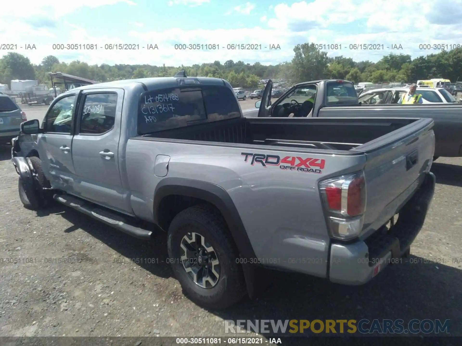 3 Photograph of a damaged car 3TYDZ5BN4MT001401 TOYOTA TACOMA 4WD 2021