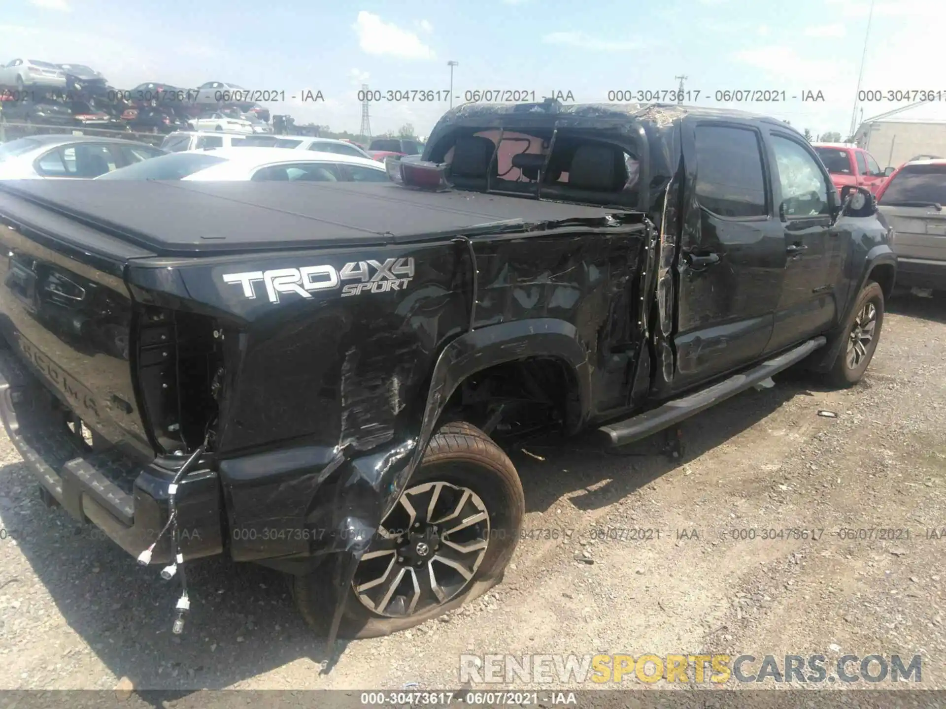 4 Фотография поврежденного автомобиля 3TYDZ5BN5MT001519 TOYOTA TACOMA 4WD 2021