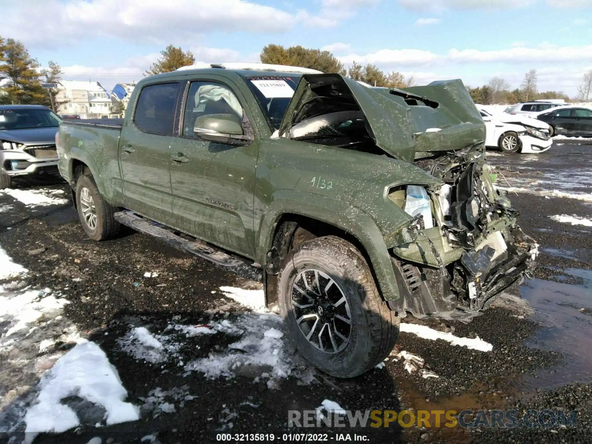 1 Photograph of a damaged car 3TYDZ5BN6MT002906 TOYOTA TACOMA 4WD 2021