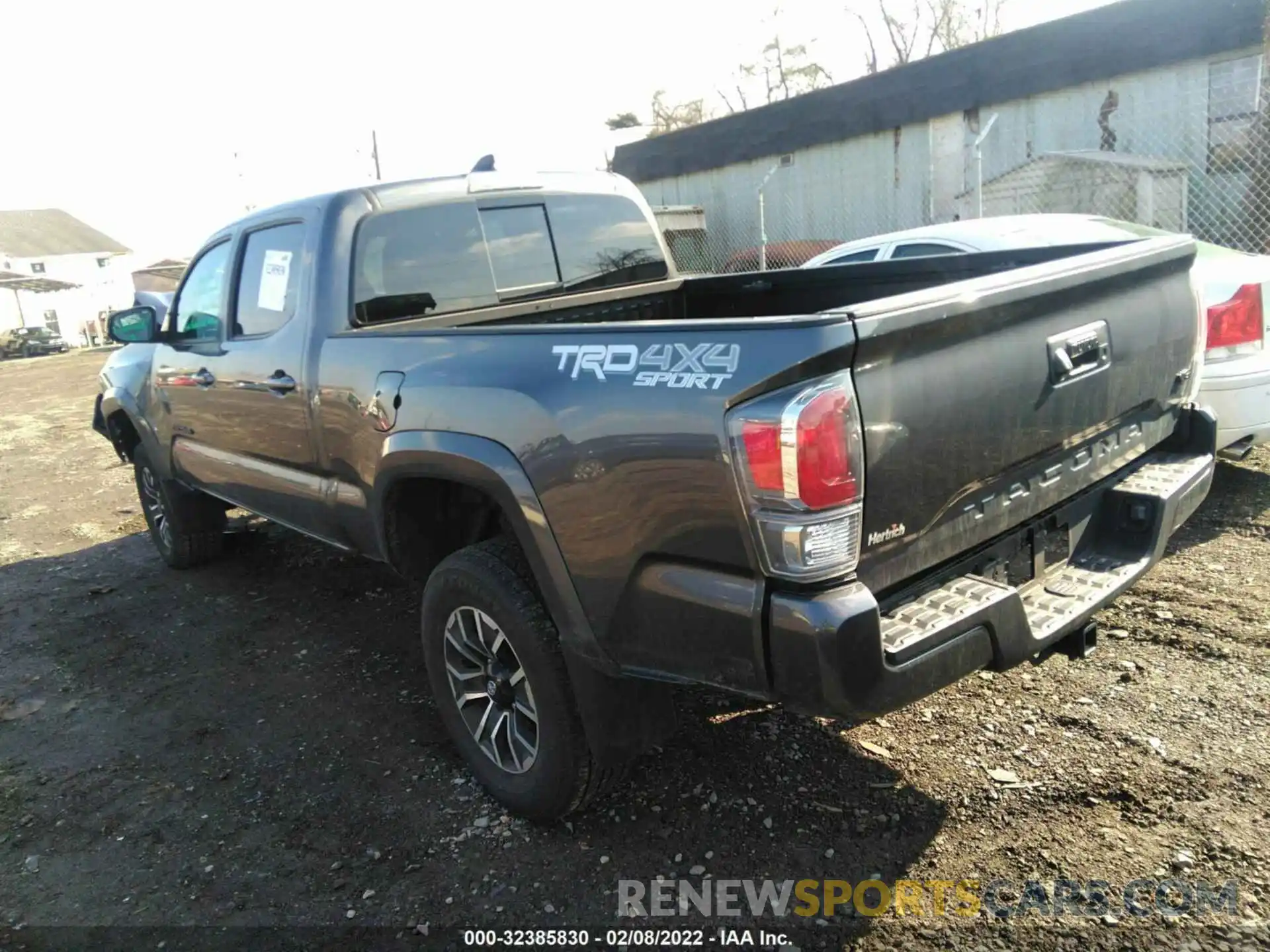 3 Photograph of a damaged car 3TYDZ5BN7MT000565 TOYOTA TACOMA 4WD 2021