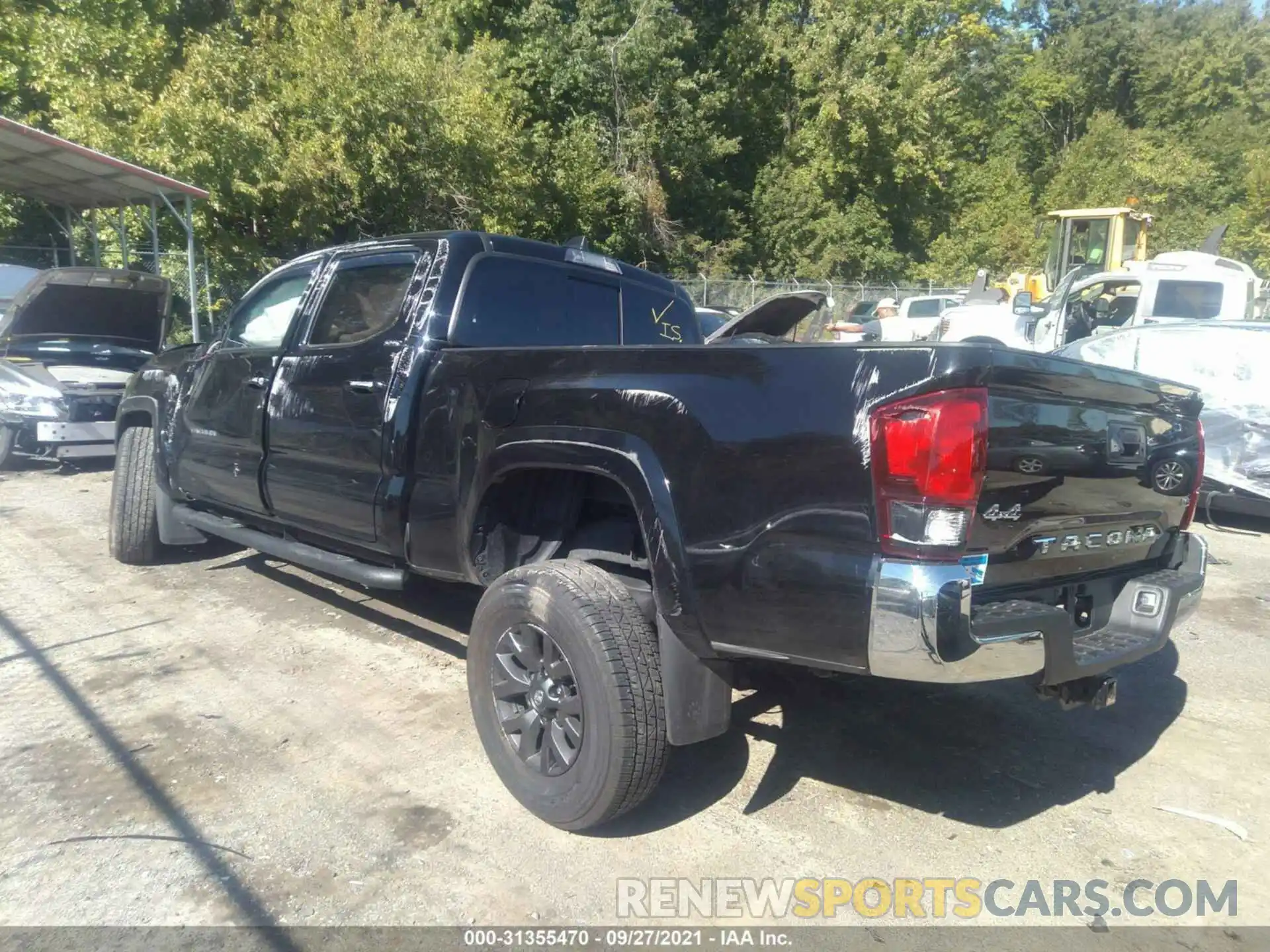 3 Photograph of a damaged car 3TYDZ5BN7MT001411 TOYOTA TACOMA 4WD 2021