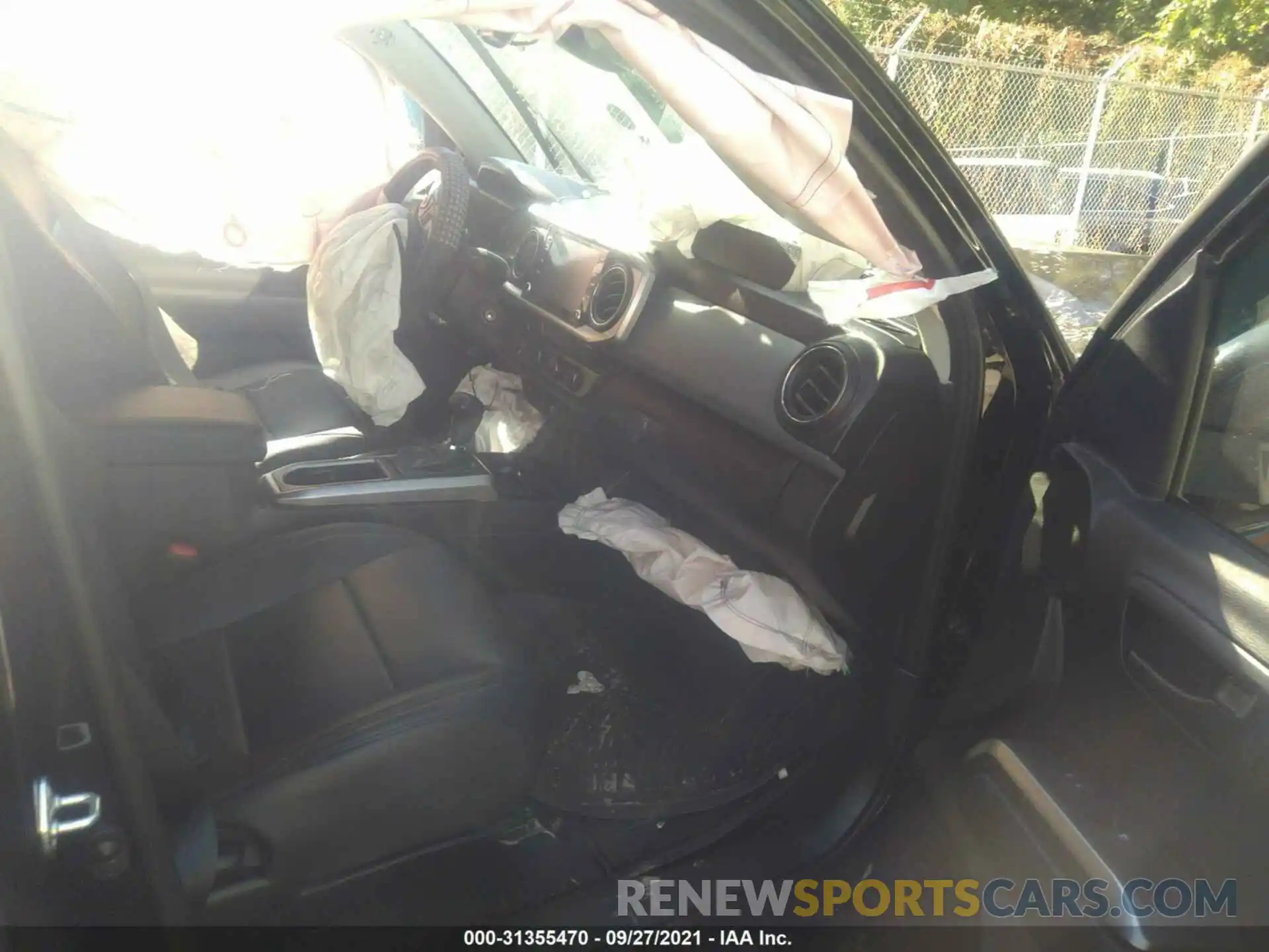 5 Photograph of a damaged car 3TYDZ5BN7MT001411 TOYOTA TACOMA 4WD 2021