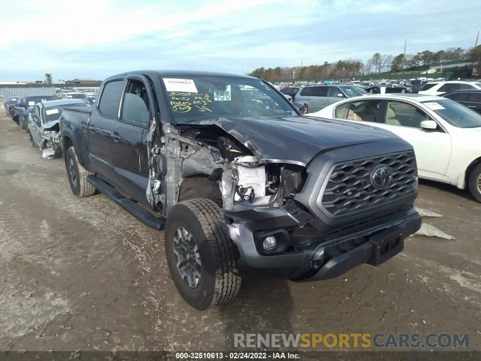 6 Photograph of a damaged car 3TYDZ5BN8MT003927 TOYOTA TACOMA 4WD 2021