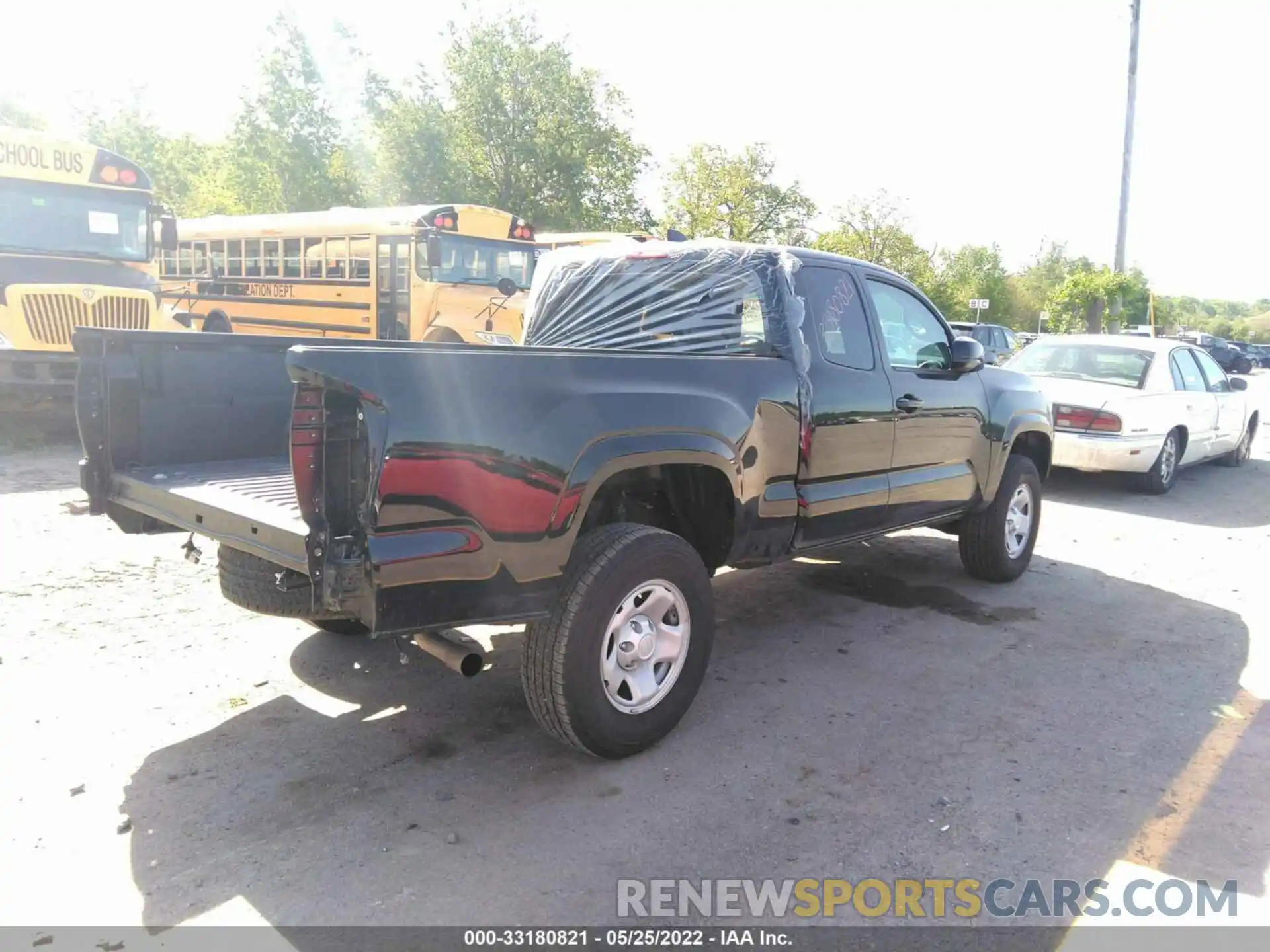 4 Photograph of a damaged car 3TYSX5EN5MT004932 TOYOTA TACOMA 4WD 2021