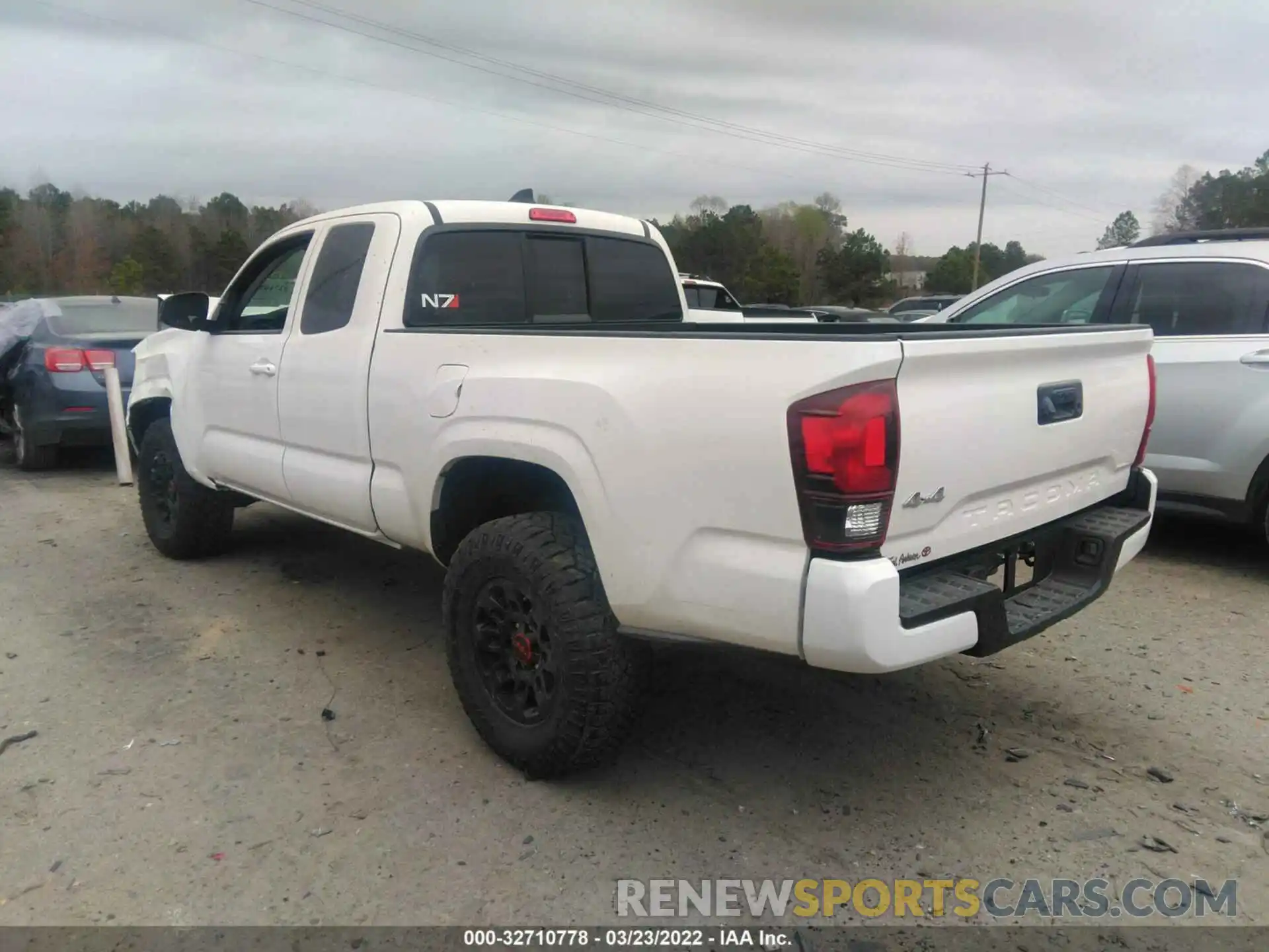 3 Photograph of a damaged car 3TYSX5EN5MT005711 TOYOTA TACOMA 4WD 2021