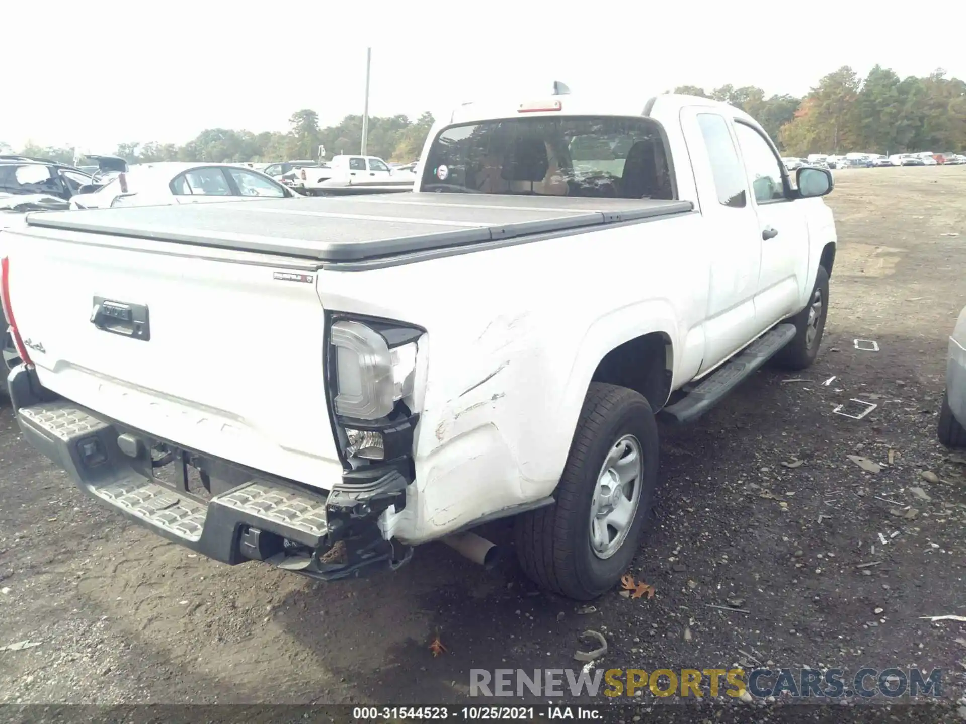 4 Photograph of a damaged car 3TYSX5EN6MT004213 TOYOTA TACOMA 4WD 2021