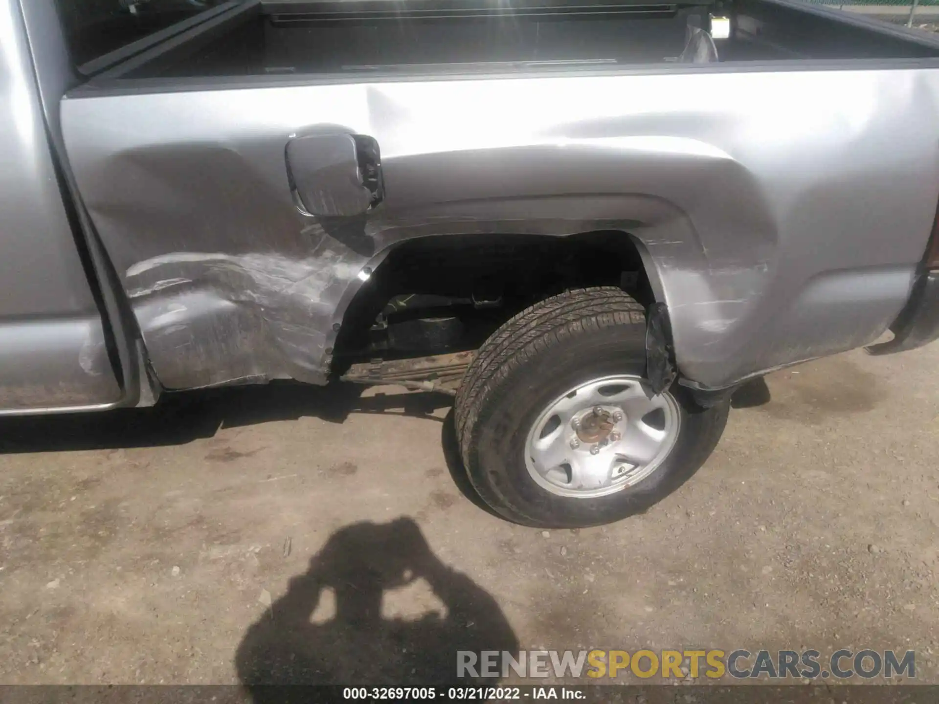 6 Photograph of a damaged car 3TYSX5ENXMT004683 TOYOTA TACOMA 4WD 2021