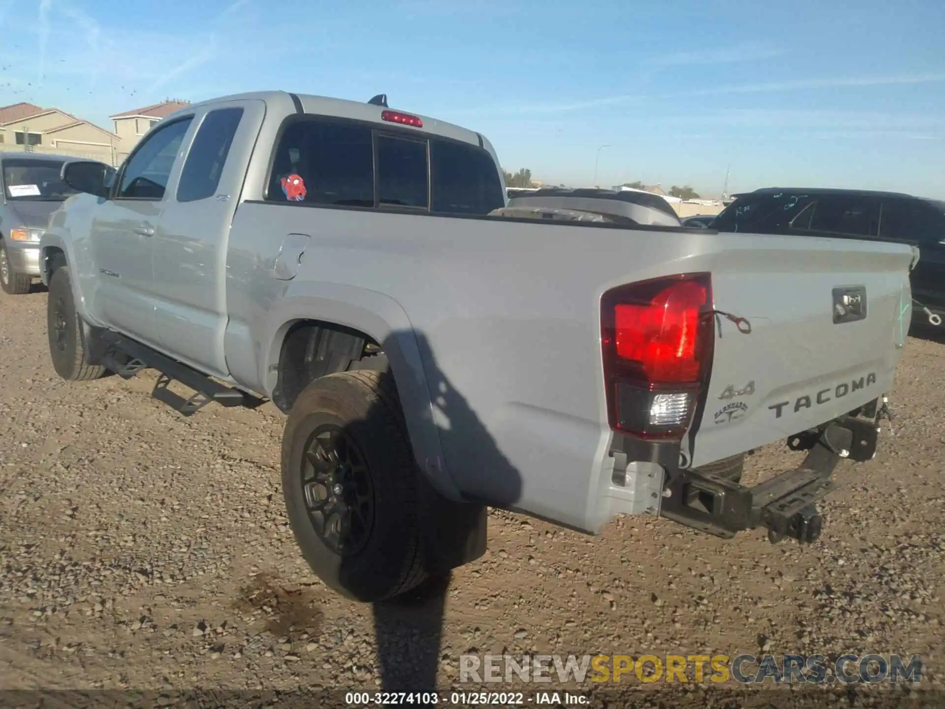 2 Photograph of a damaged car 3TYSZ5AN2MT010638 TOYOTA TACOMA 4WD 2021