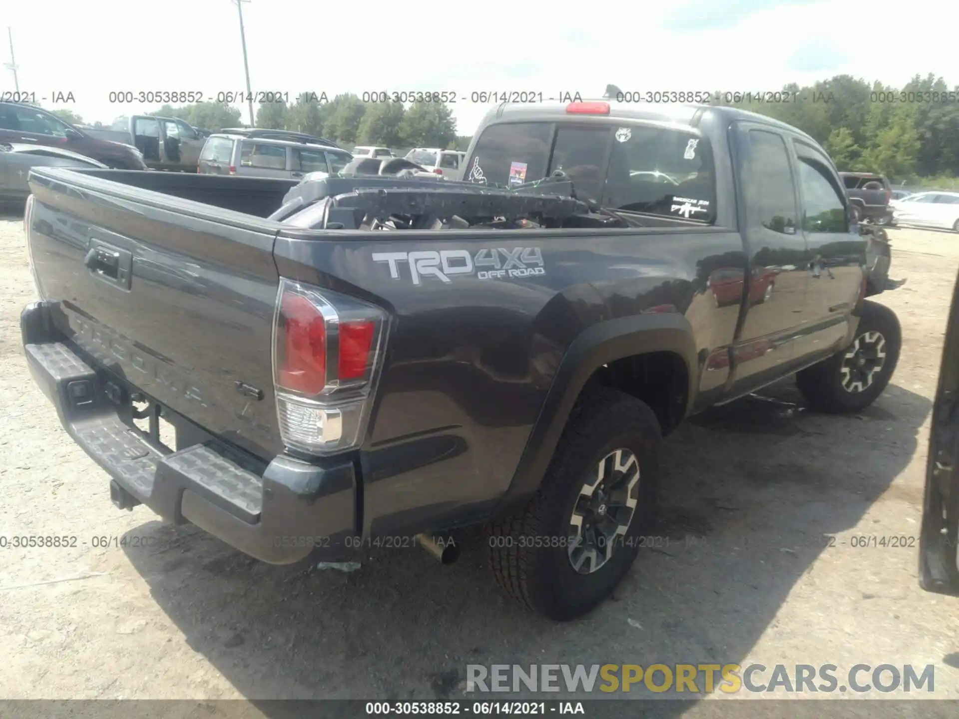 4 Photograph of a damaged car 3TYSZ5AN3MT011149 TOYOTA TACOMA 4WD 2021