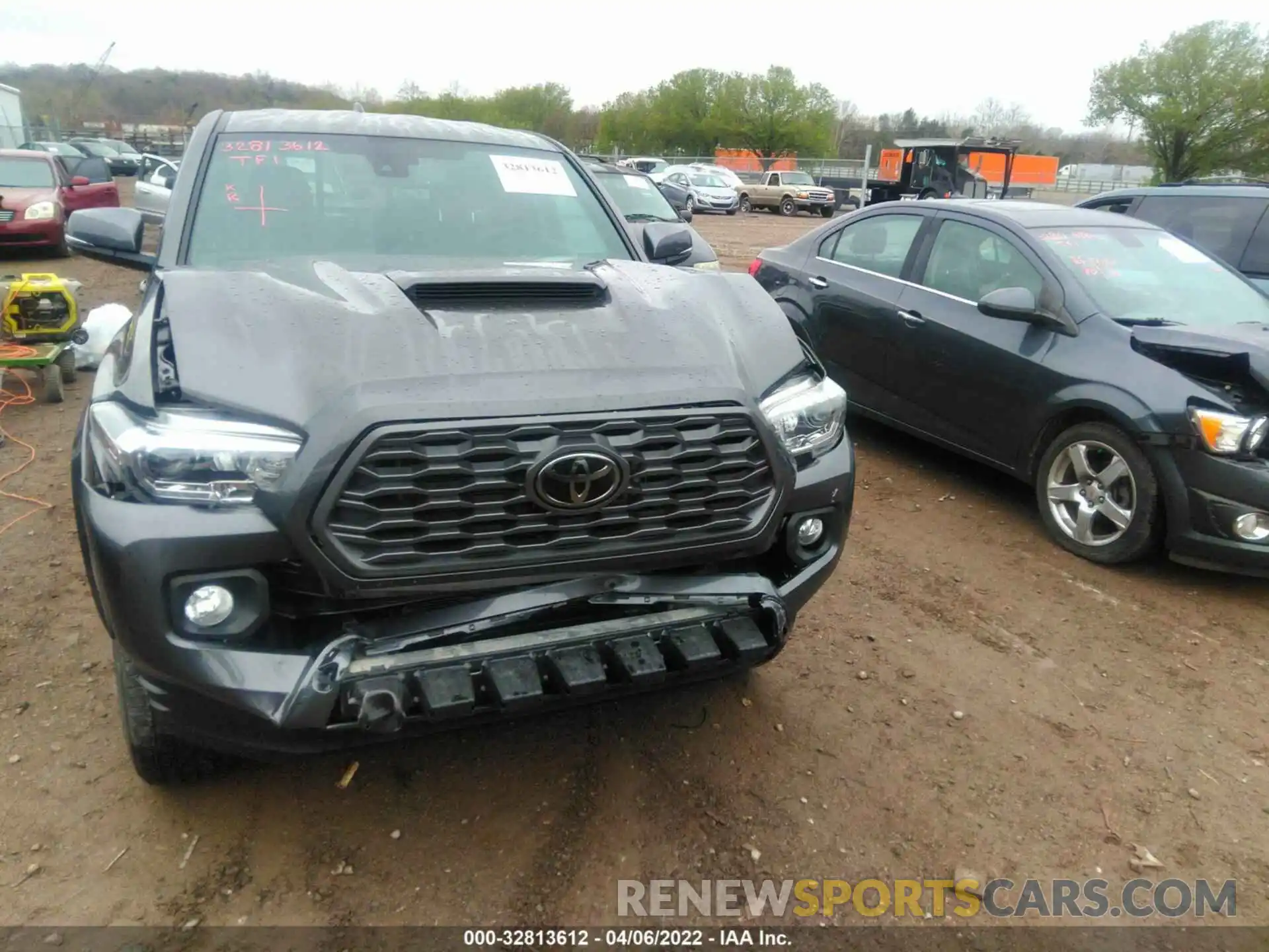 6 Photograph of a damaged car 3TYSZ5AN3MT017212 TOYOTA TACOMA 4WD 2021