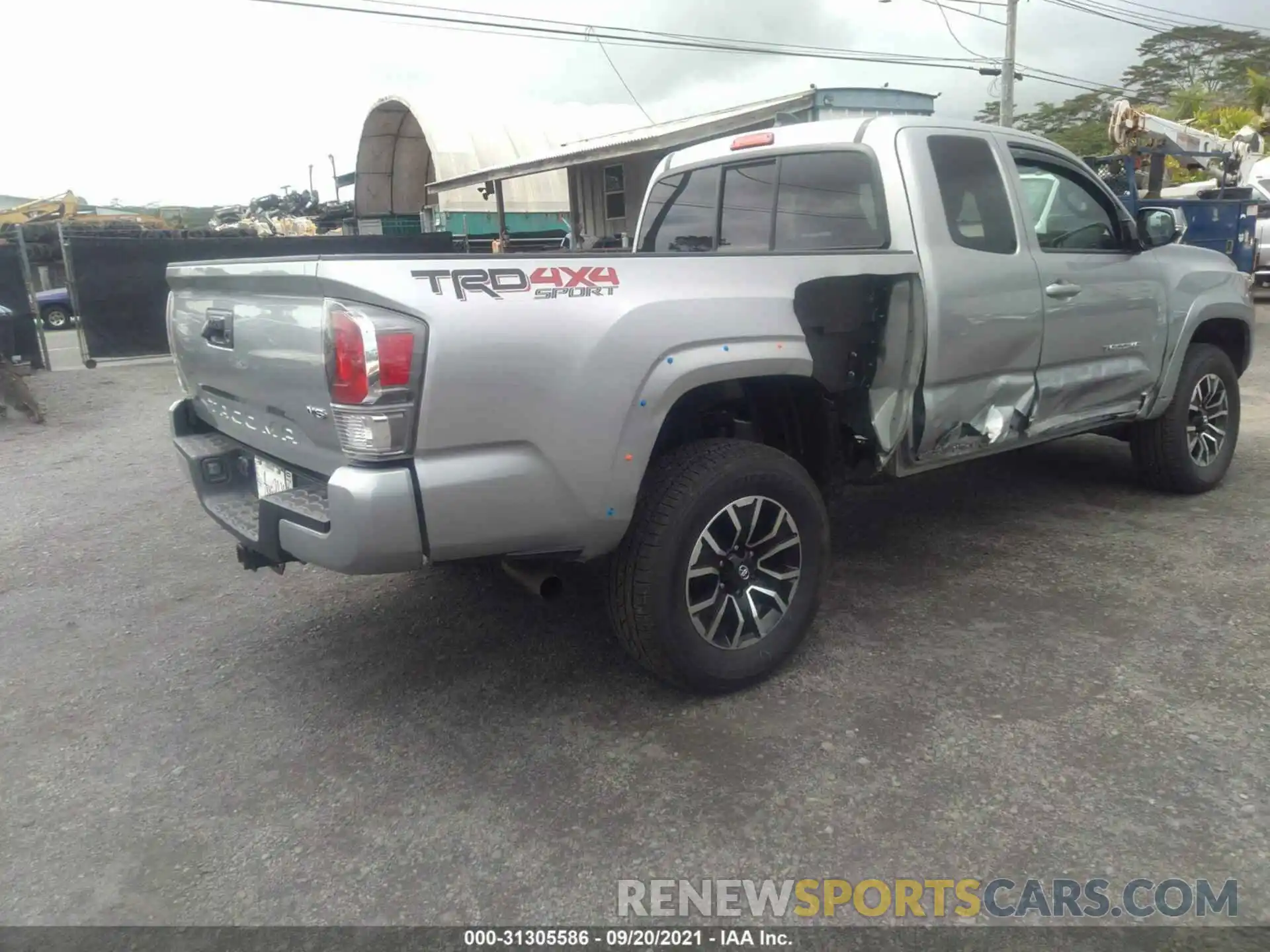 4 Photograph of a damaged car 3TYSZ5AN4MT038201 TOYOTA TACOMA 4WD 2021