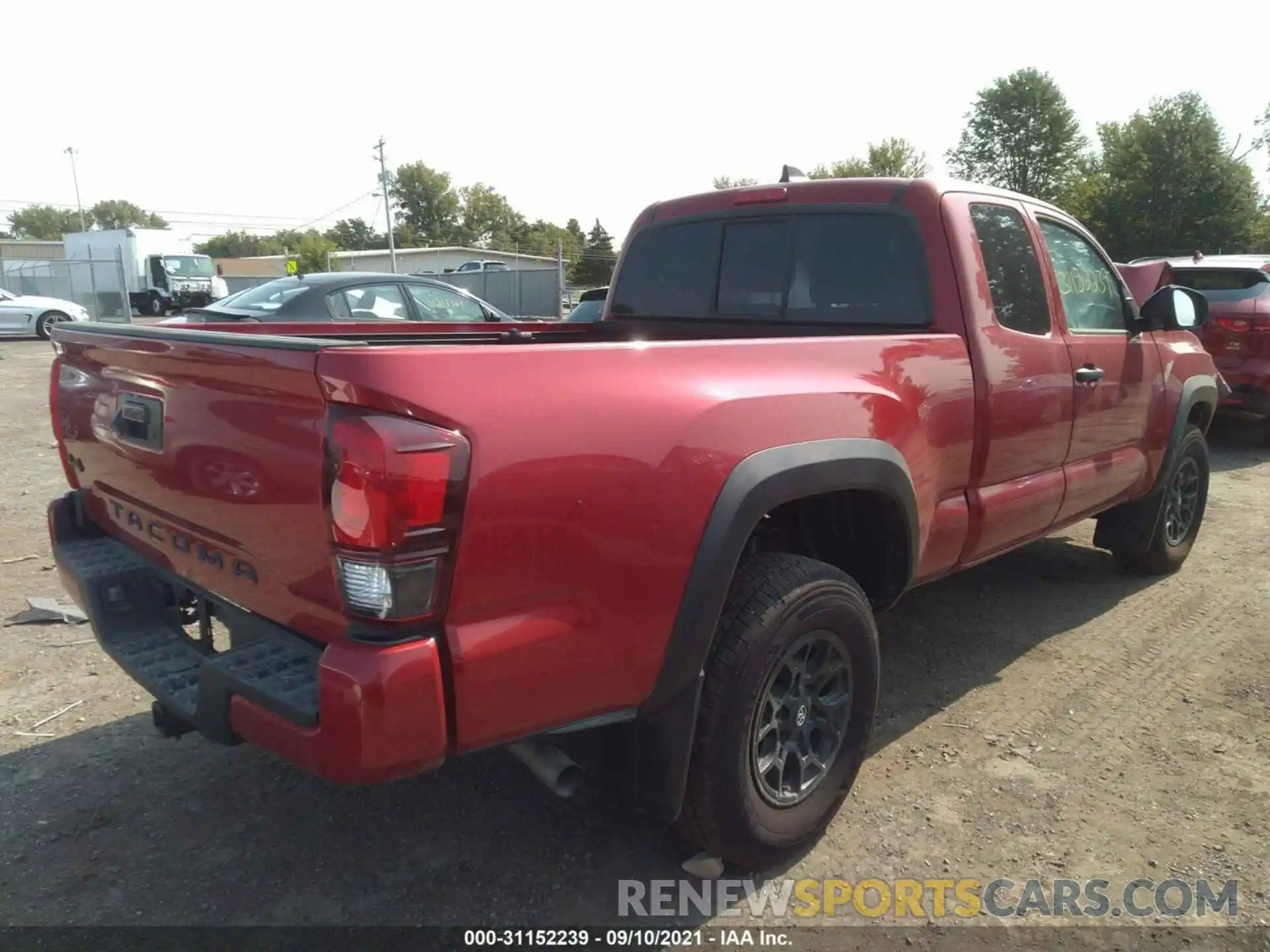 4 Photograph of a damaged car 3TYSZ5AN5MT018586 TOYOTA TACOMA 4WD 2021