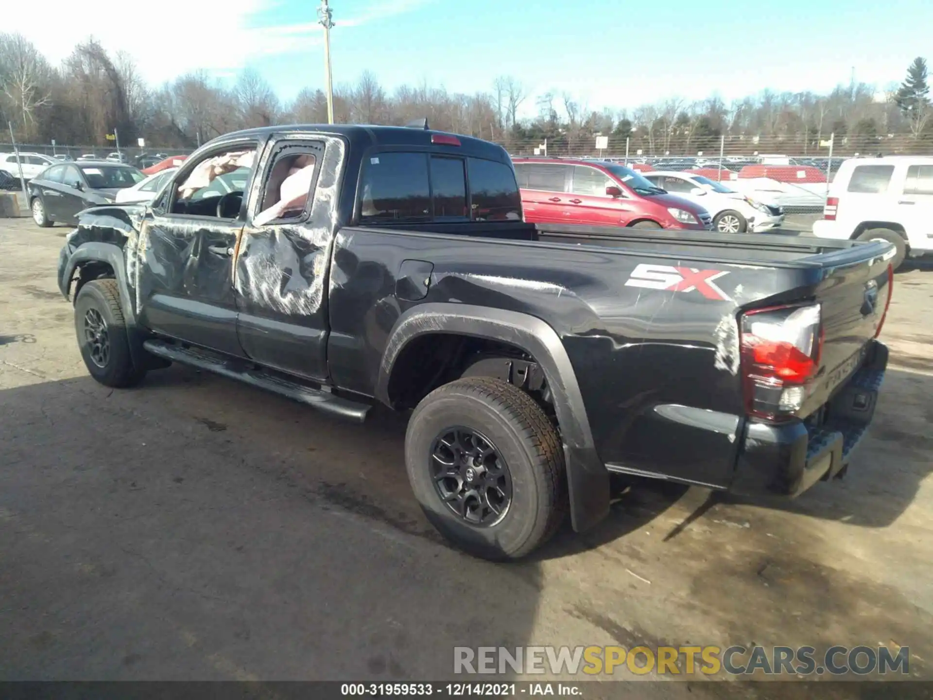 3 Photograph of a damaged car 3TYSZ5AN5MT048476 TOYOTA TACOMA 4WD 2021