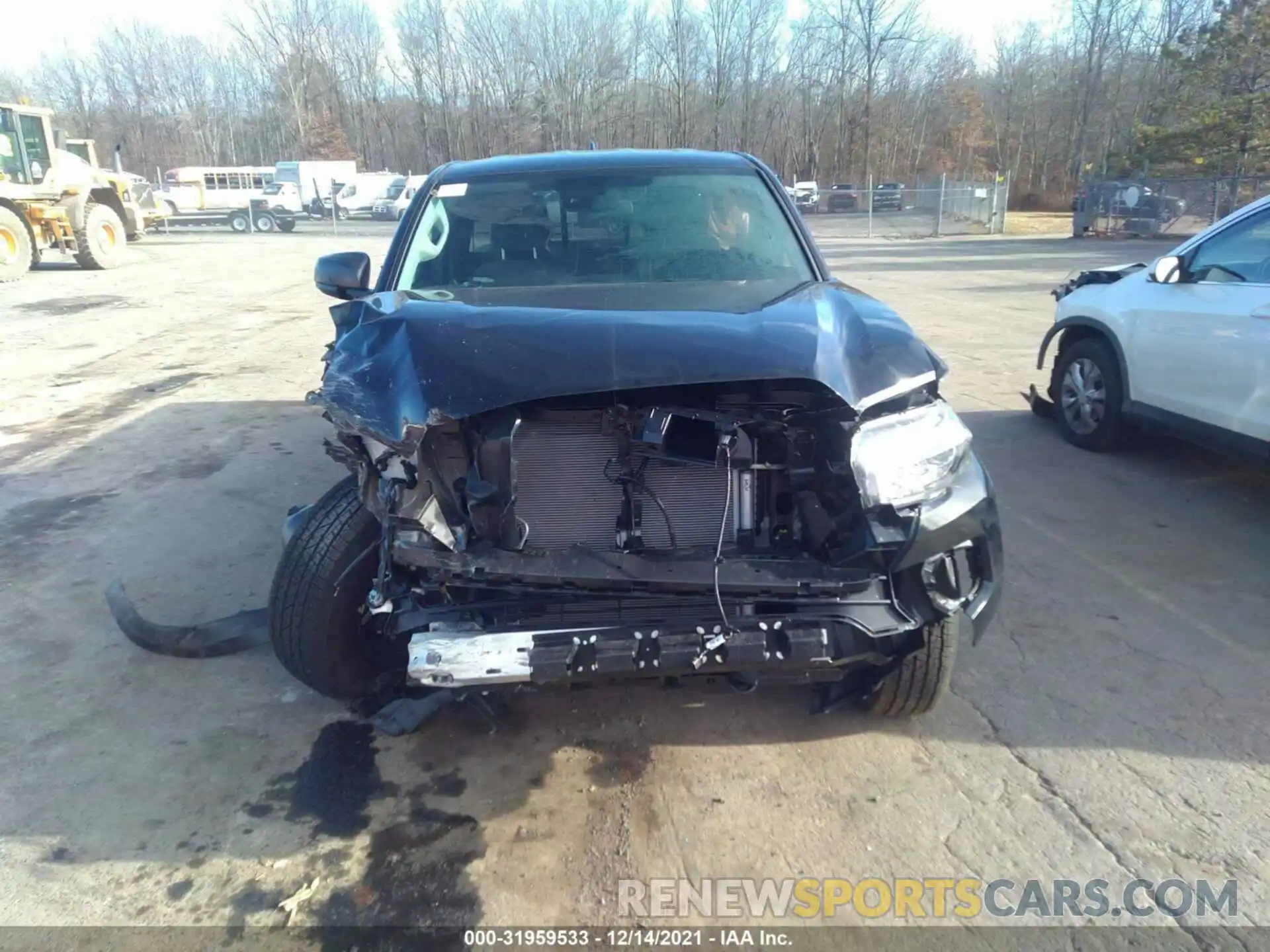 6 Photograph of a damaged car 3TYSZ5AN5MT048476 TOYOTA TACOMA 4WD 2021