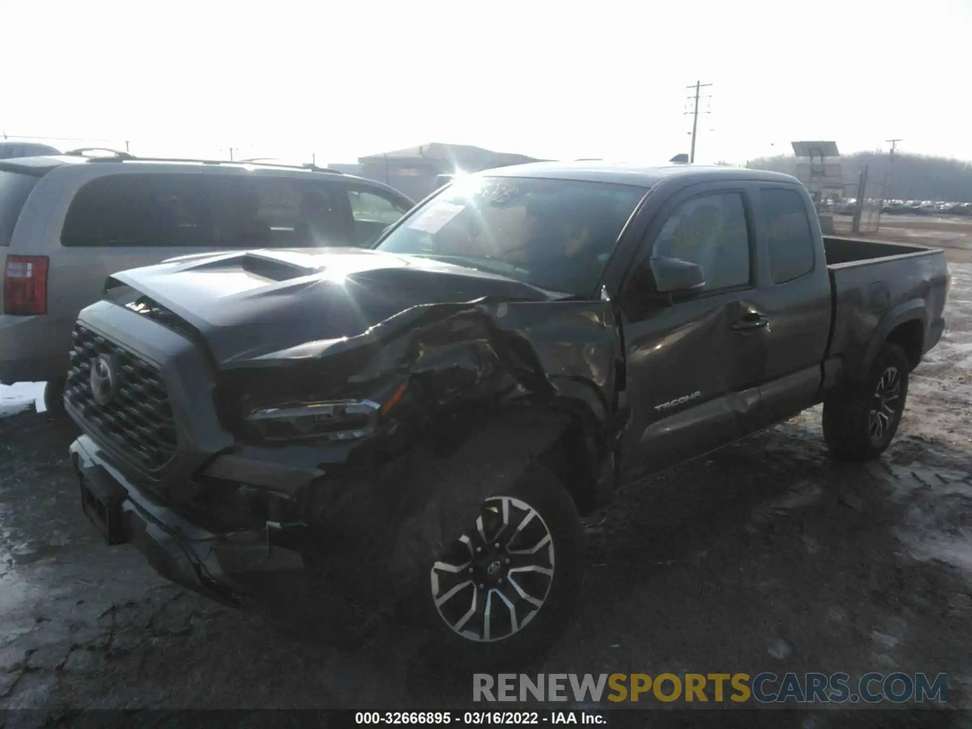 2 Photograph of a damaged car 3TYSZ5AN7MT016175 TOYOTA TACOMA 4WD 2021