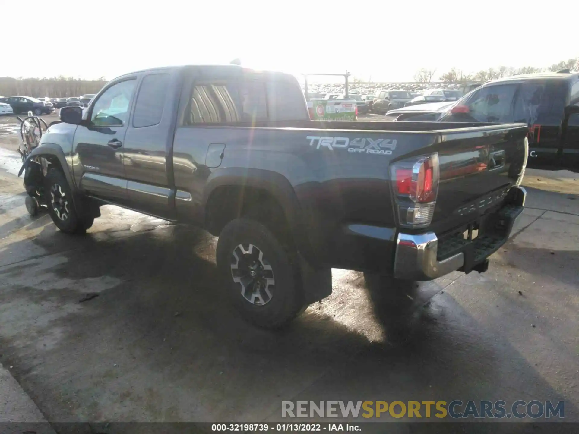 3 Фотография поврежденного автомобиля 3TYSZ5AN9MT009907 TOYOTA TACOMA 4WD 2021