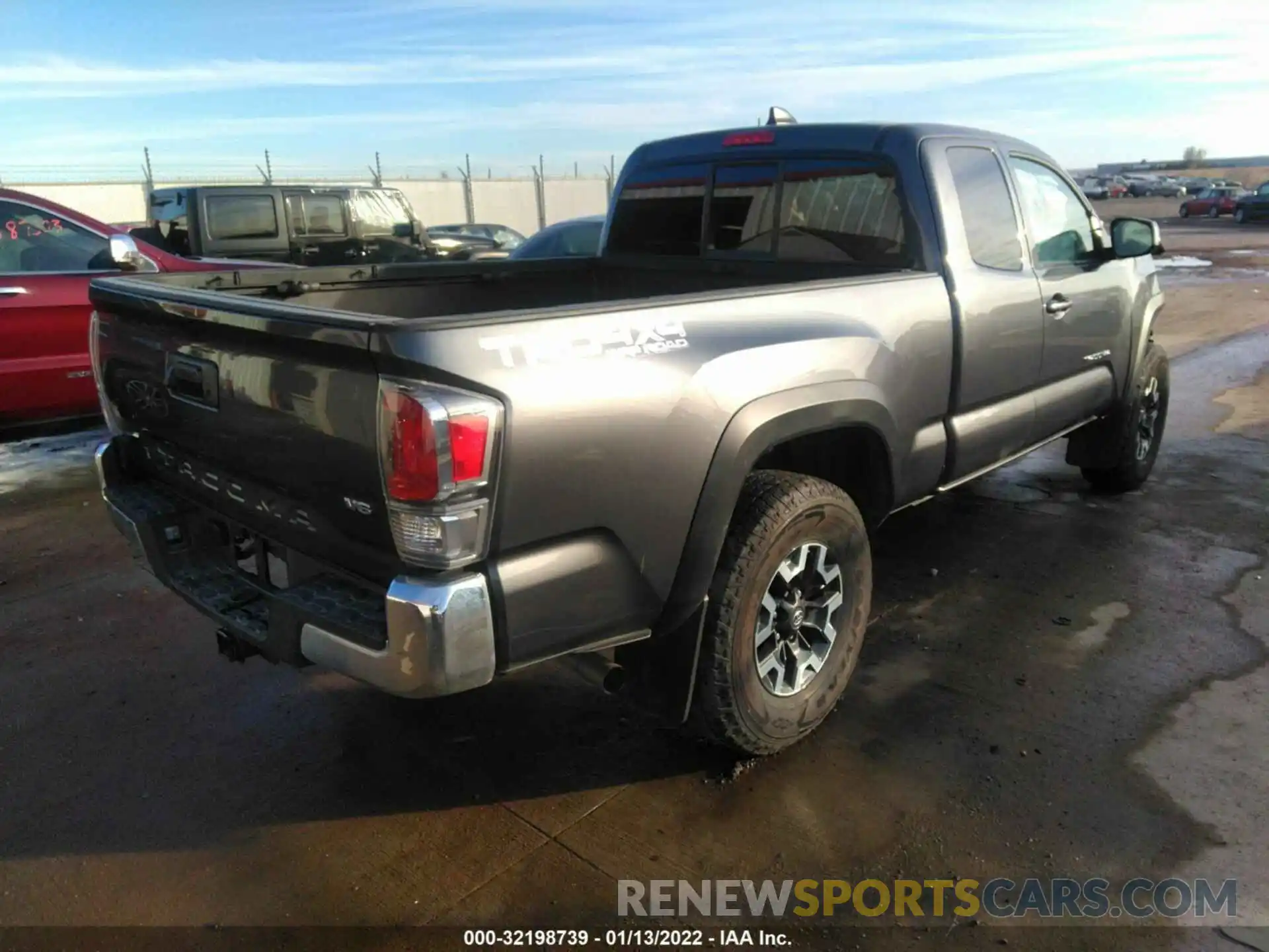 4 Photograph of a damaged car 3TYSZ5AN9MT009907 TOYOTA TACOMA 4WD 2021