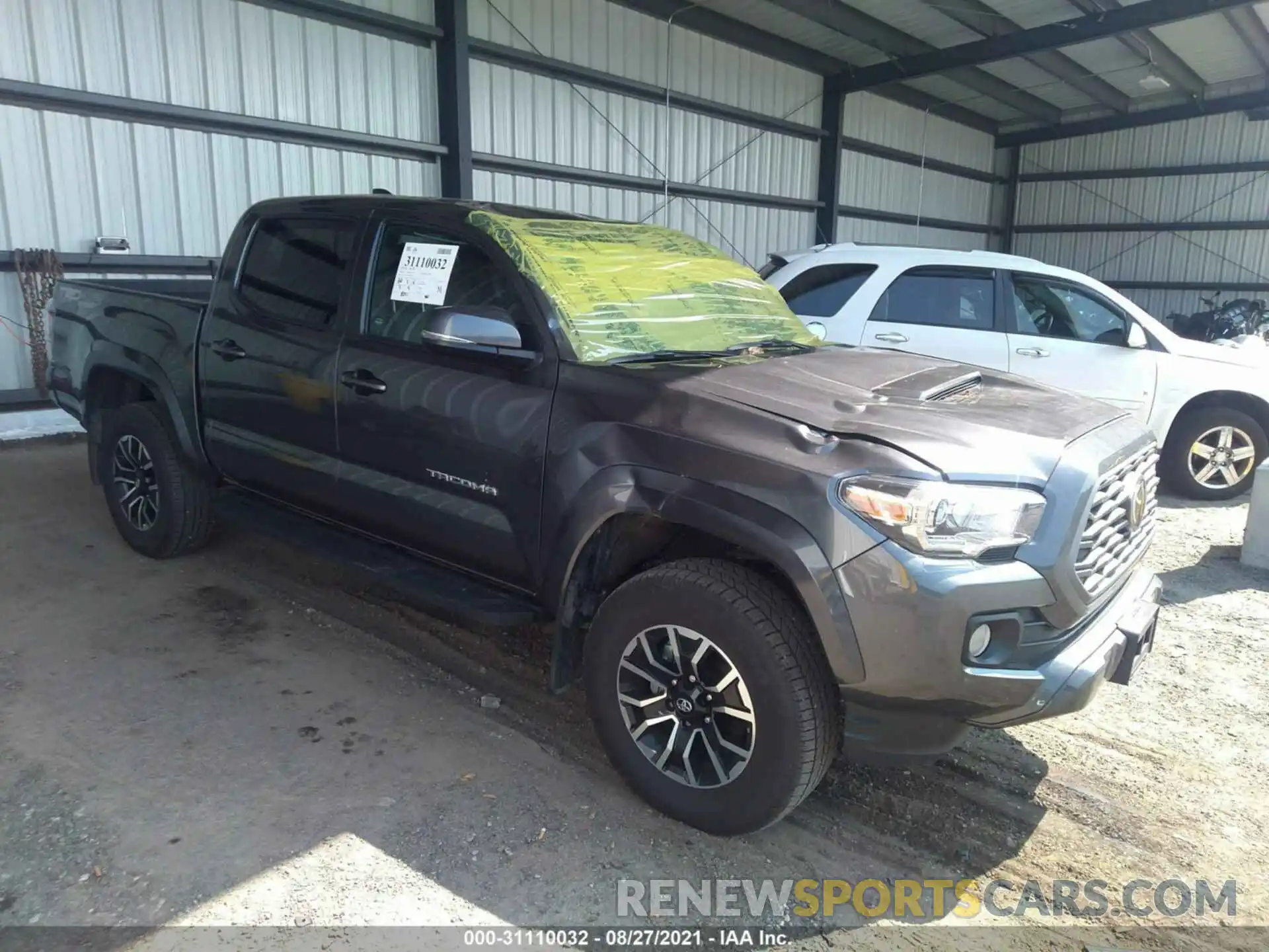 1 Photograph of a damaged car 5TFCZ5AN0MX246554 TOYOTA TACOMA 4WD 2021