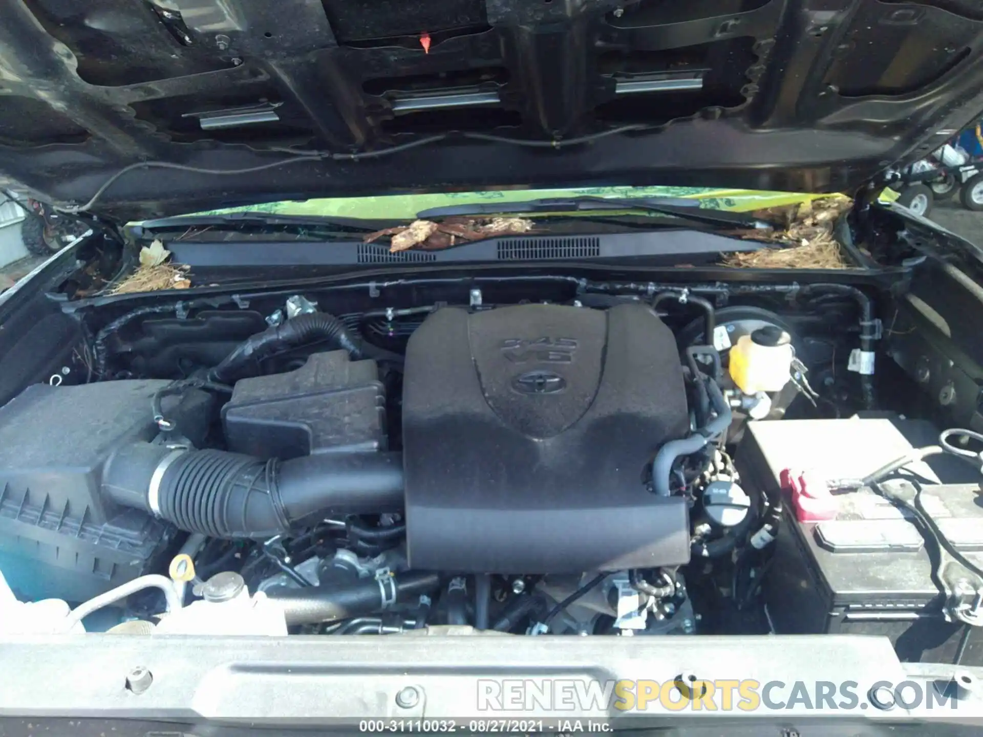 10 Photograph of a damaged car 5TFCZ5AN0MX246554 TOYOTA TACOMA 4WD 2021