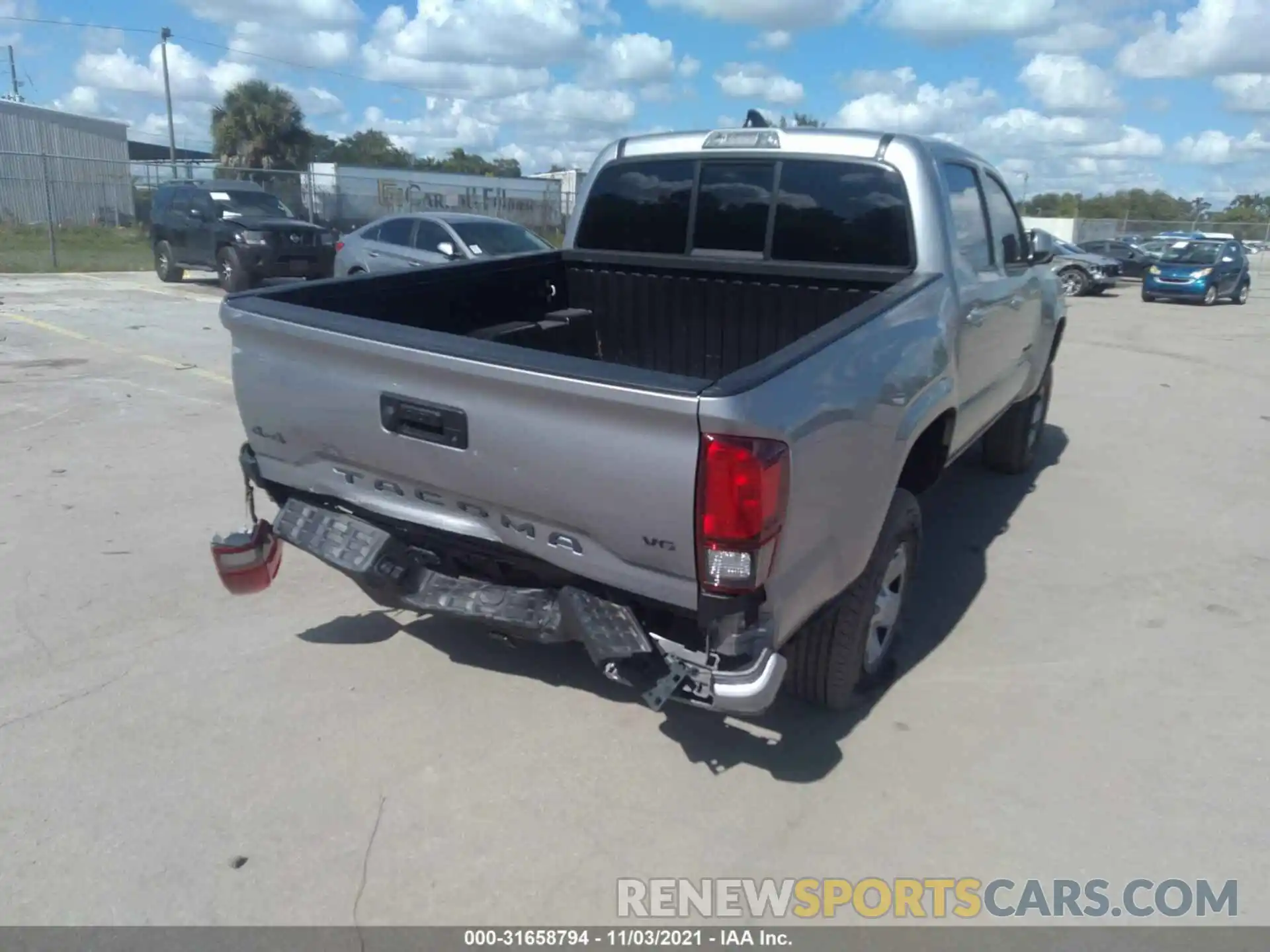 6 Photograph of a damaged car 5TFCZ5AN0MX252936 TOYOTA TACOMA 4WD 2021