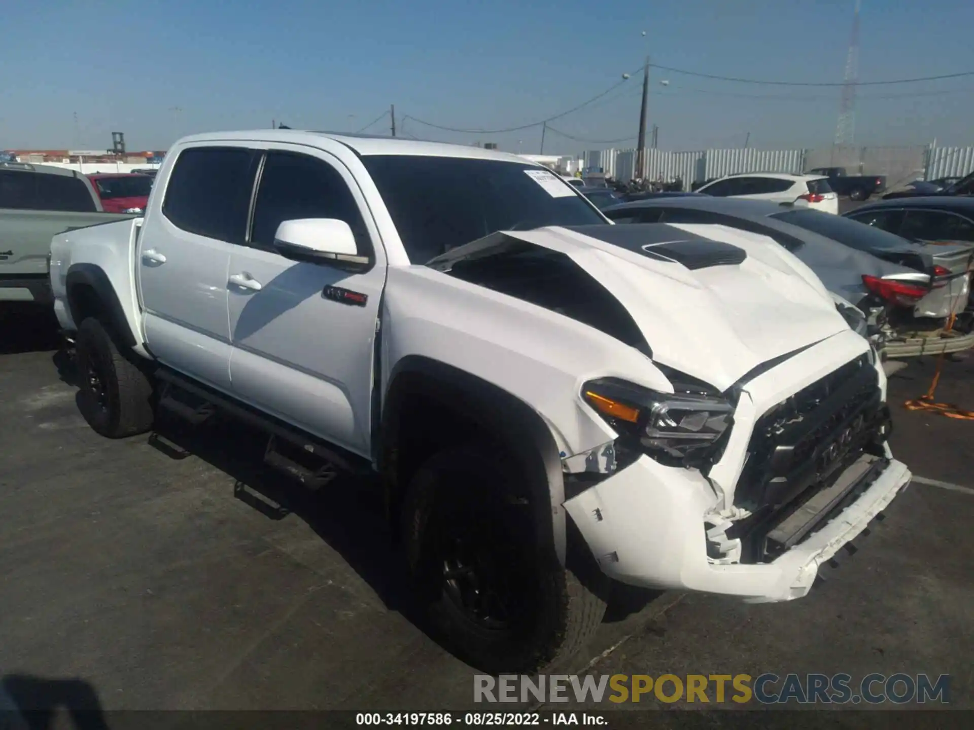 1 Photograph of a damaged car 5TFCZ5AN0MX253679 TOYOTA TACOMA 4WD 2021