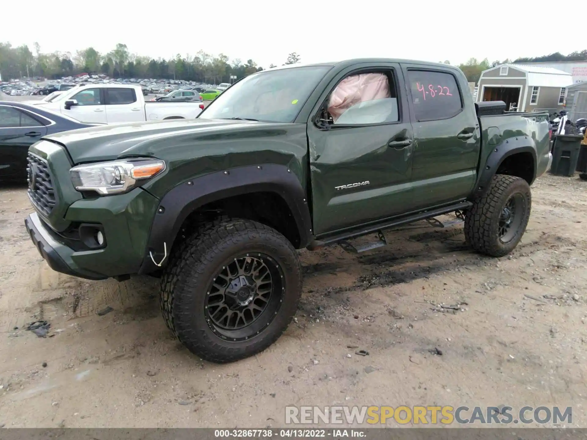 2 Photograph of a damaged car 5TFCZ5AN0MX255724 TOYOTA TACOMA 4WD 2021