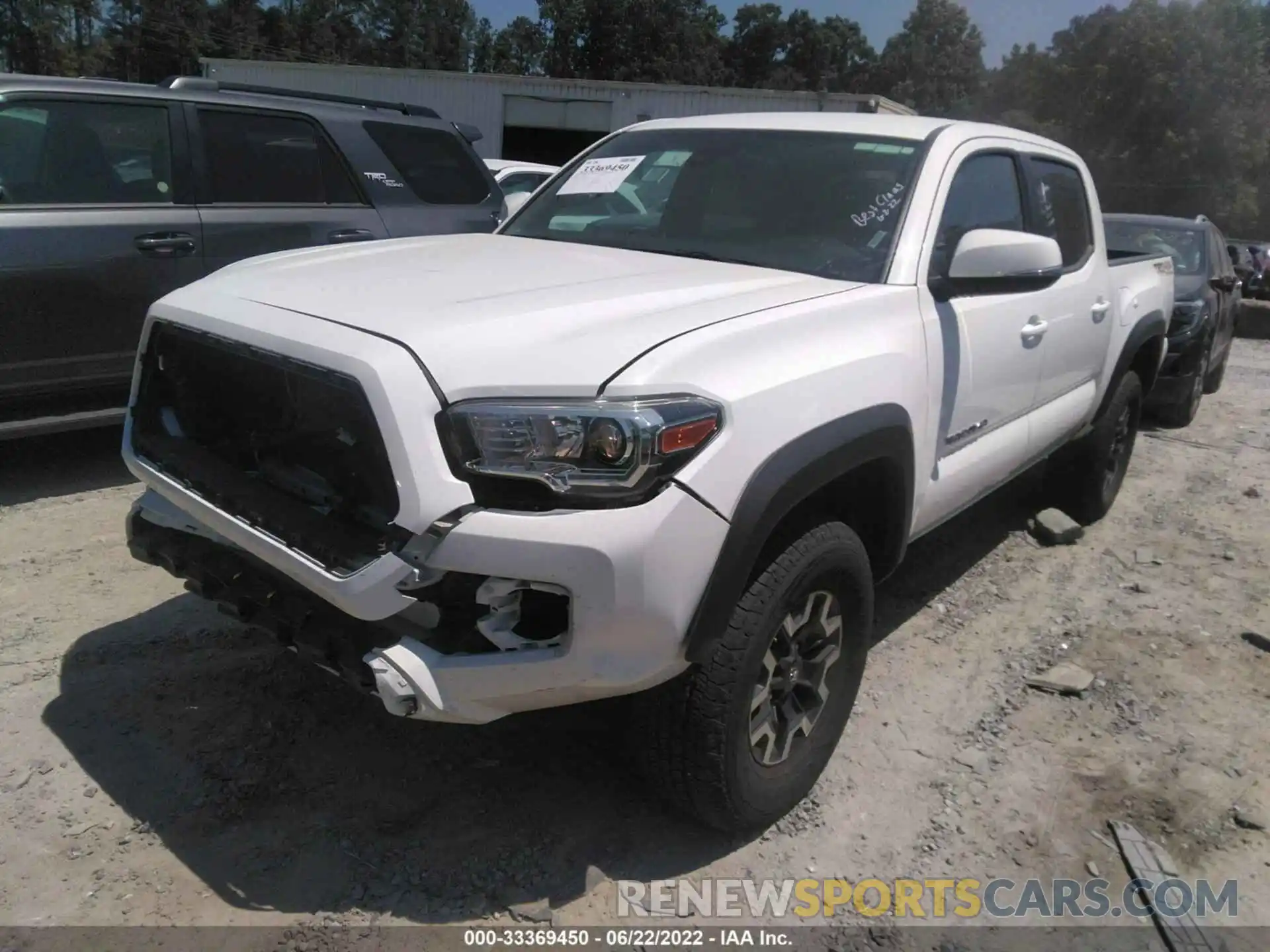 2 Photograph of a damaged car 5TFCZ5AN0MX263872 TOYOTA TACOMA 4WD 2021