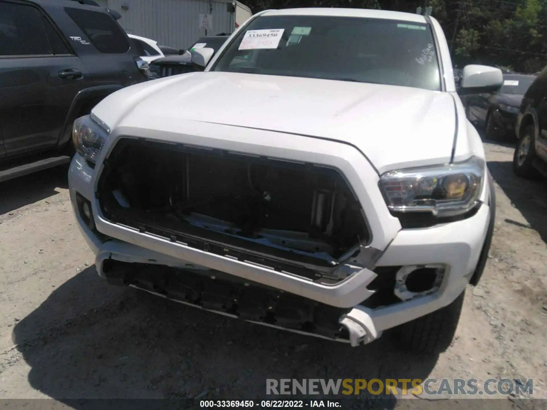 6 Фотография поврежденного автомобиля 5TFCZ5AN0MX263872 TOYOTA TACOMA 4WD 2021