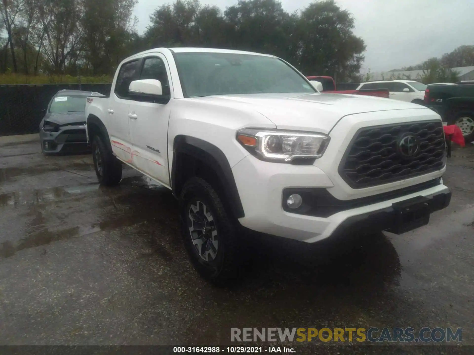 1 Photograph of a damaged car 5TFCZ5AN0MX269526 TOYOTA TACOMA 4WD 2021