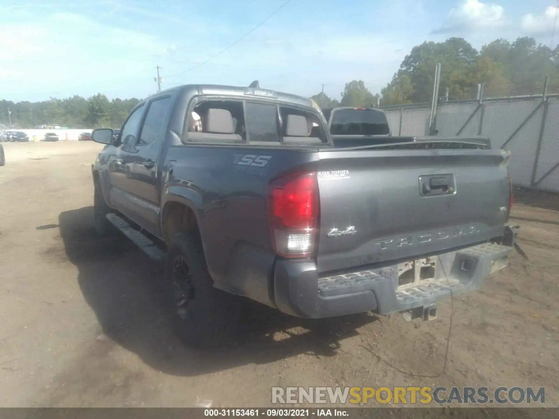 3 Photograph of a damaged car 5TFCZ5AN0MX273205 TOYOTA TACOMA 4WD 2021