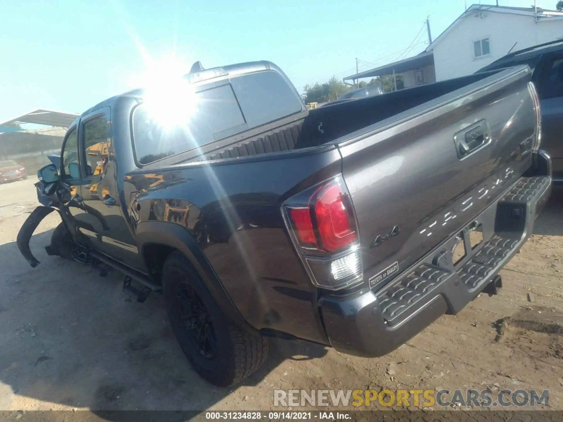 3 Photograph of a damaged car 5TFCZ5AN1MX244697 TOYOTA TACOMA 4WD 2021