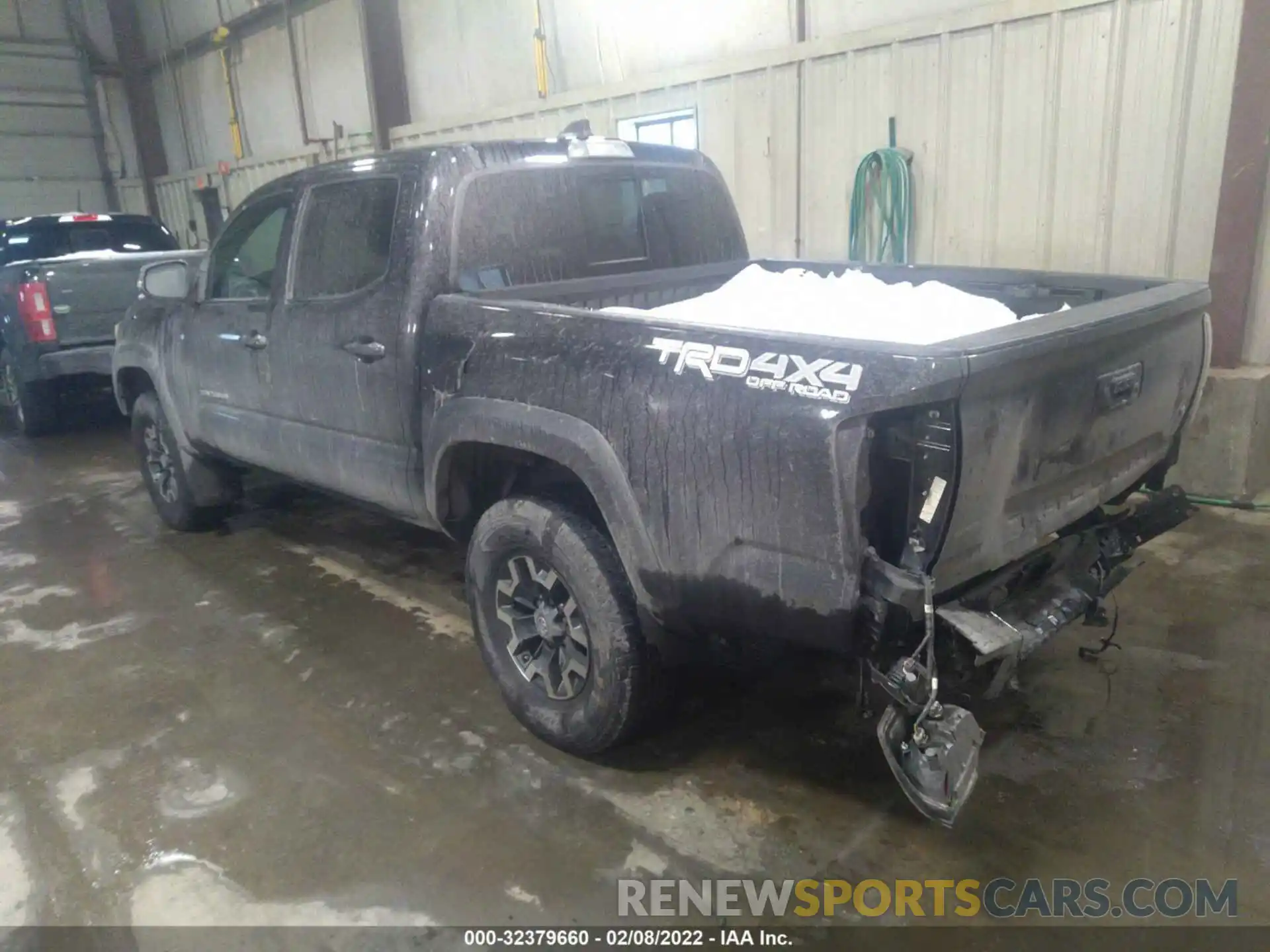 3 Photograph of a damaged car 5TFCZ5AN1MX248457 TOYOTA TACOMA 4WD 2021